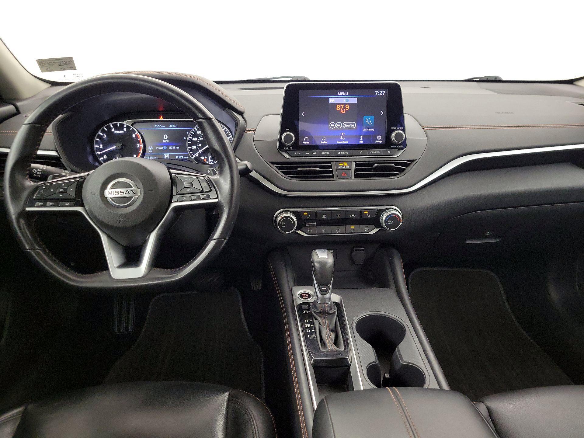 Thumbnail: 2021 Nissan Altima - 9