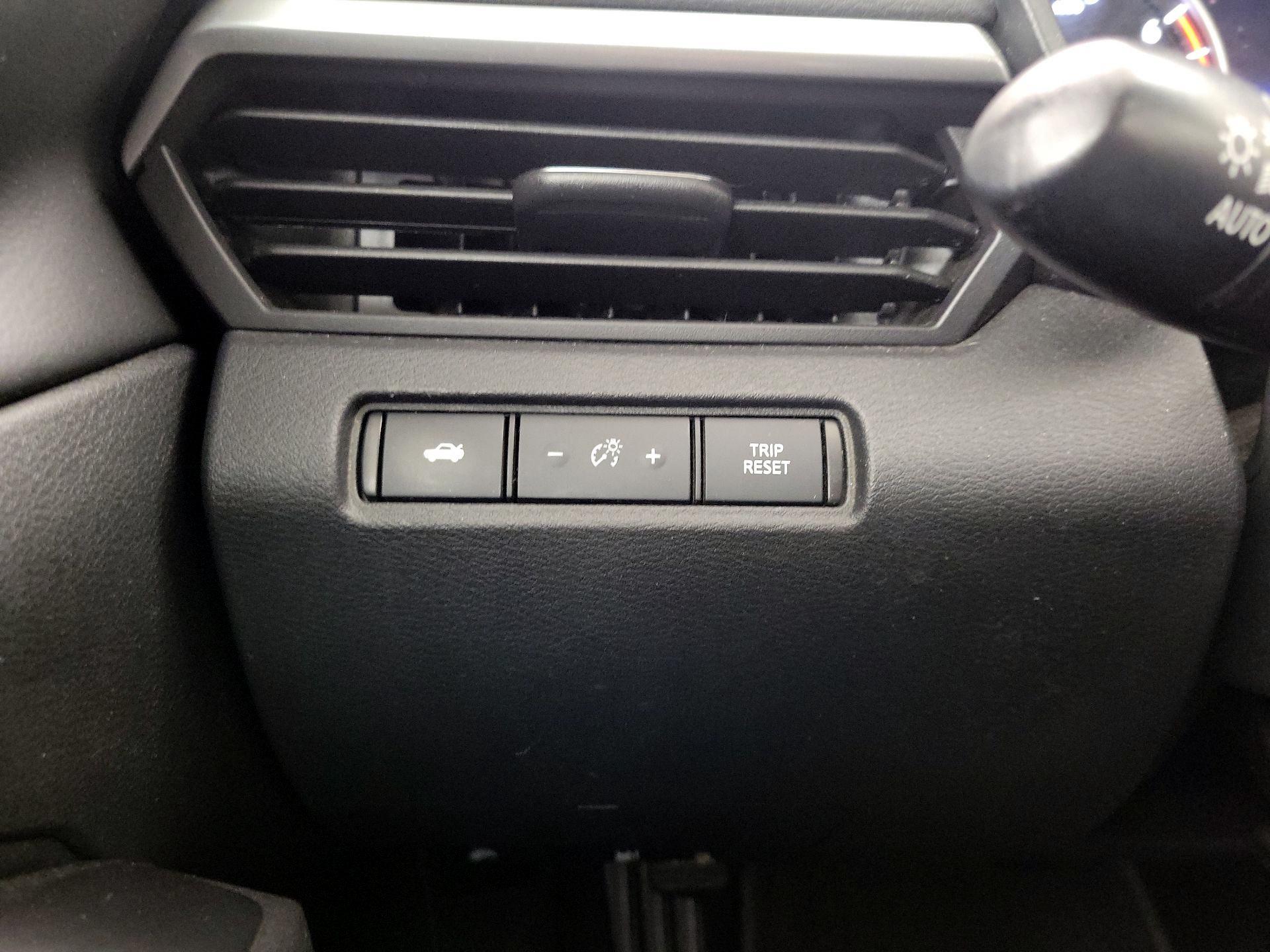 Thumbnail: 2021 Nissan Altima - 13