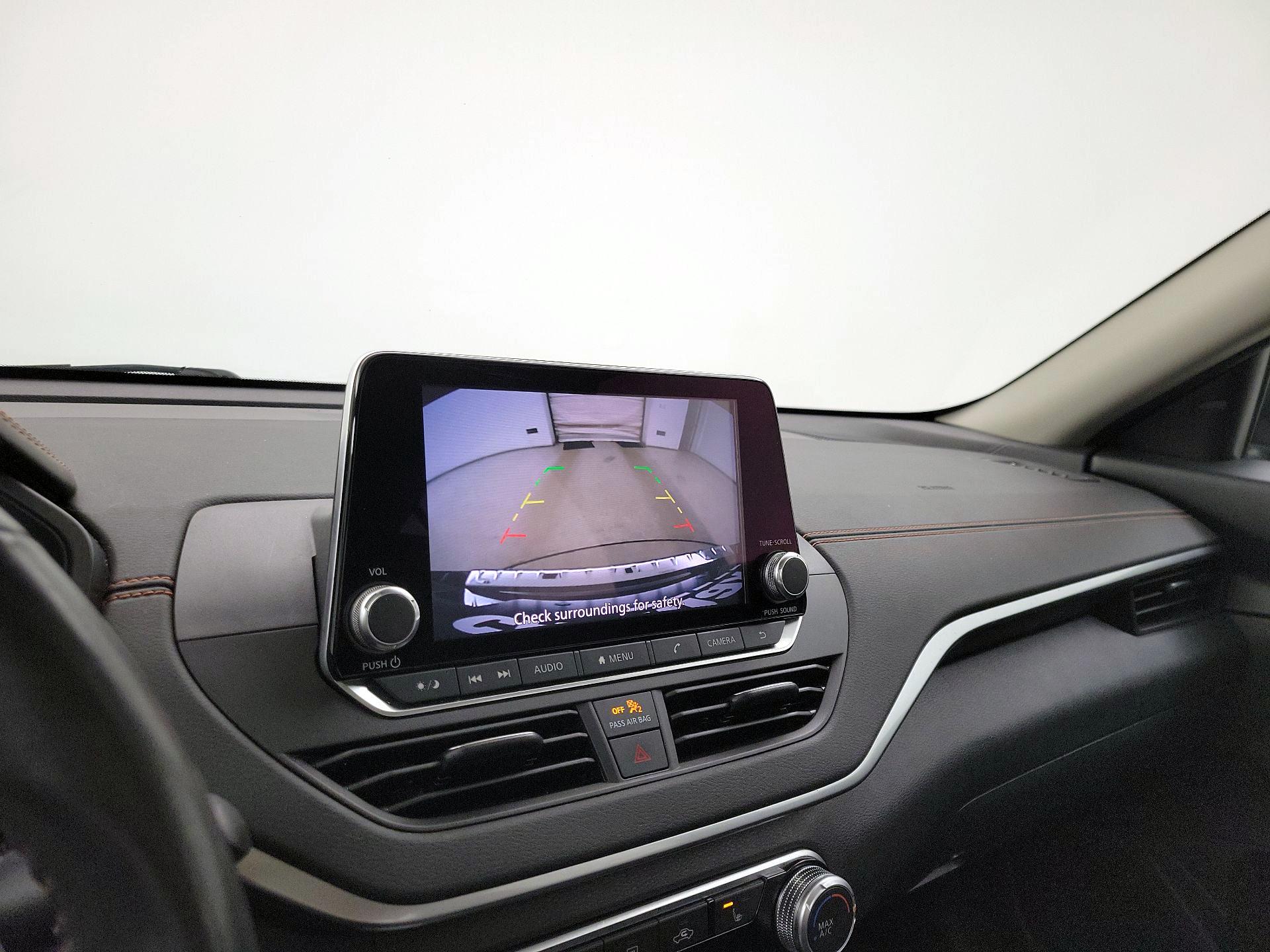 Thumbnail: 2021 Nissan Altima - 14