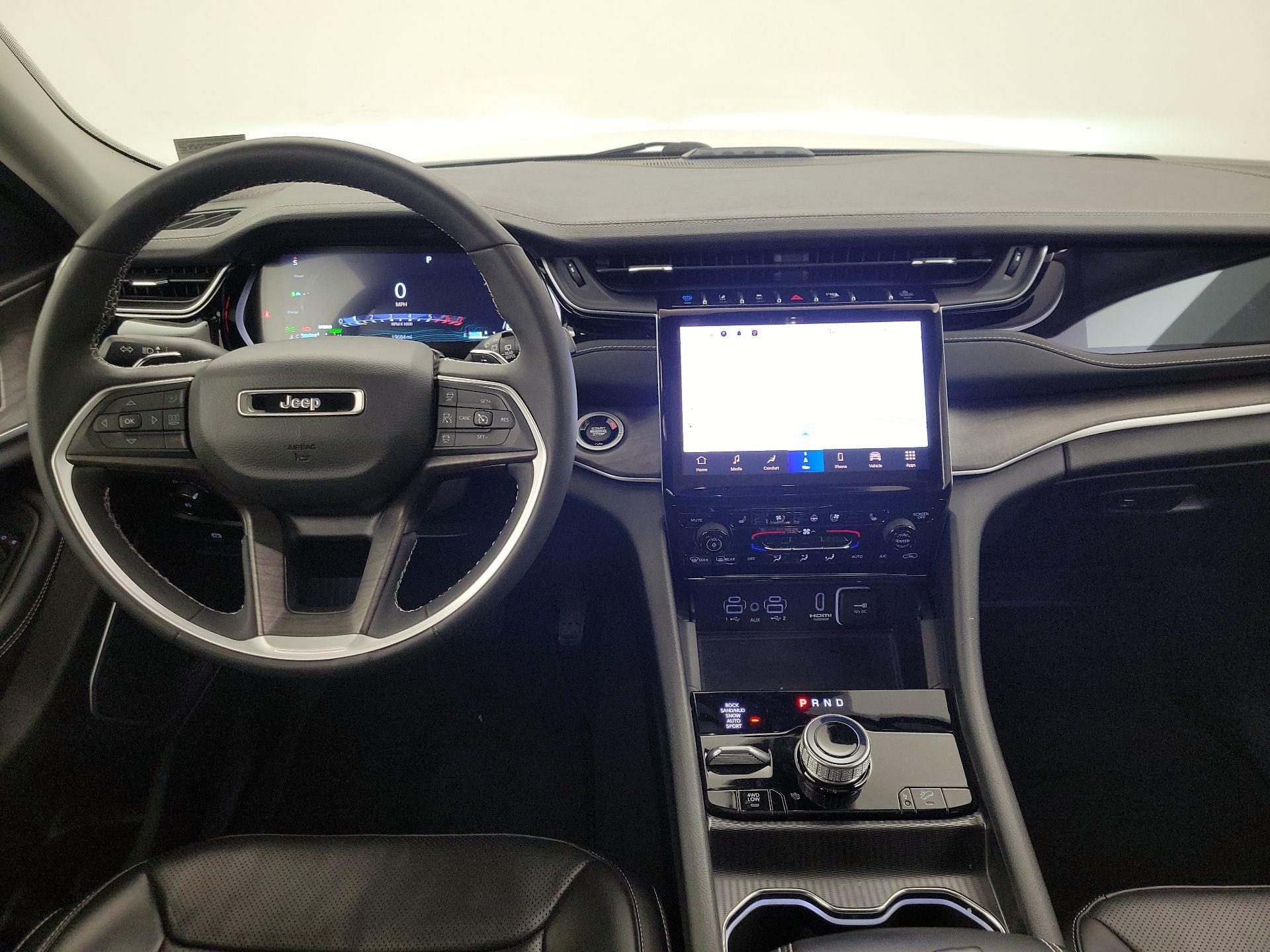 Thumbnail: 2023 Jeep Grand Cherokee - 9