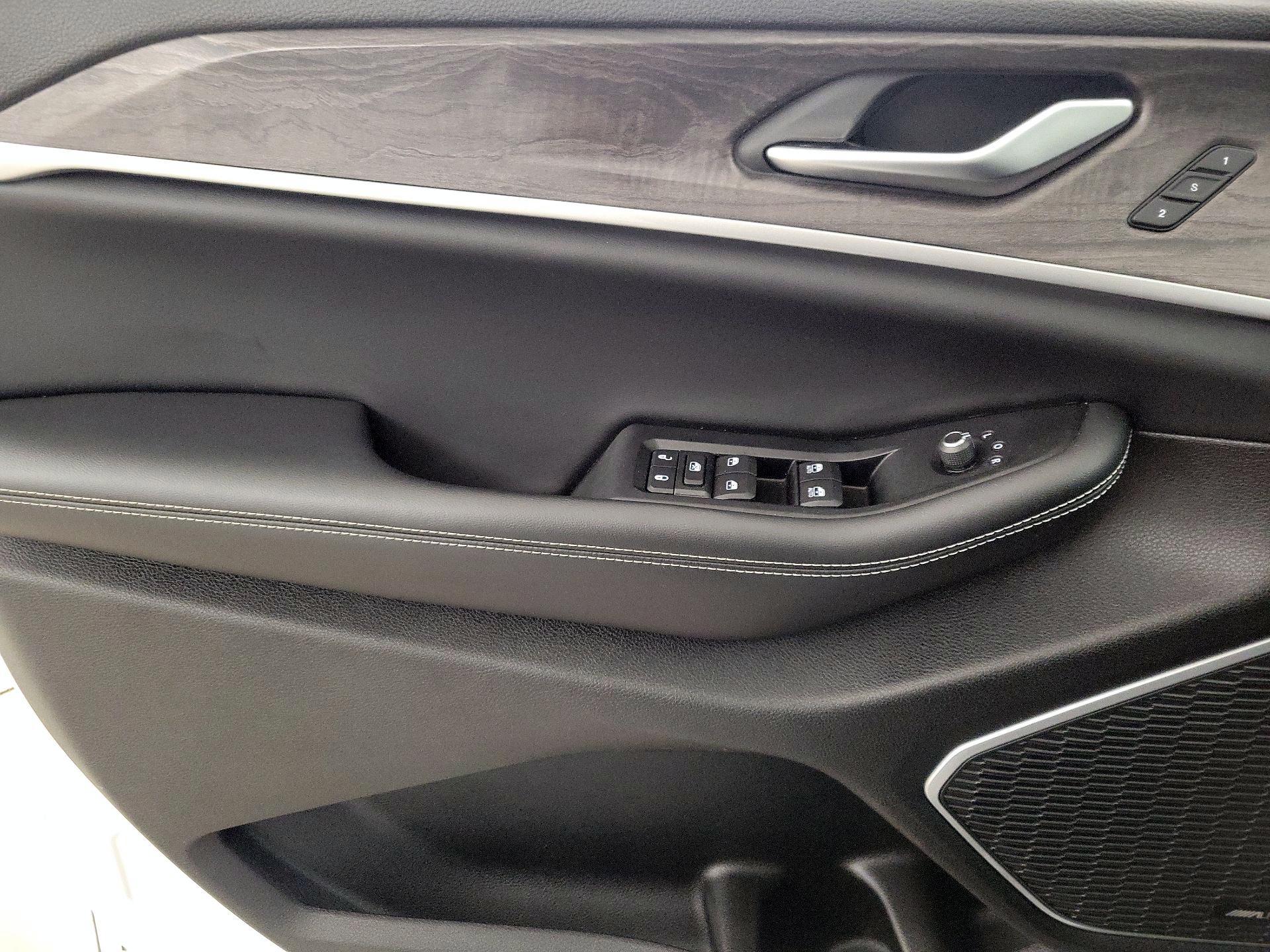 Thumbnail: 2023 Jeep Grand Cherokee - 12