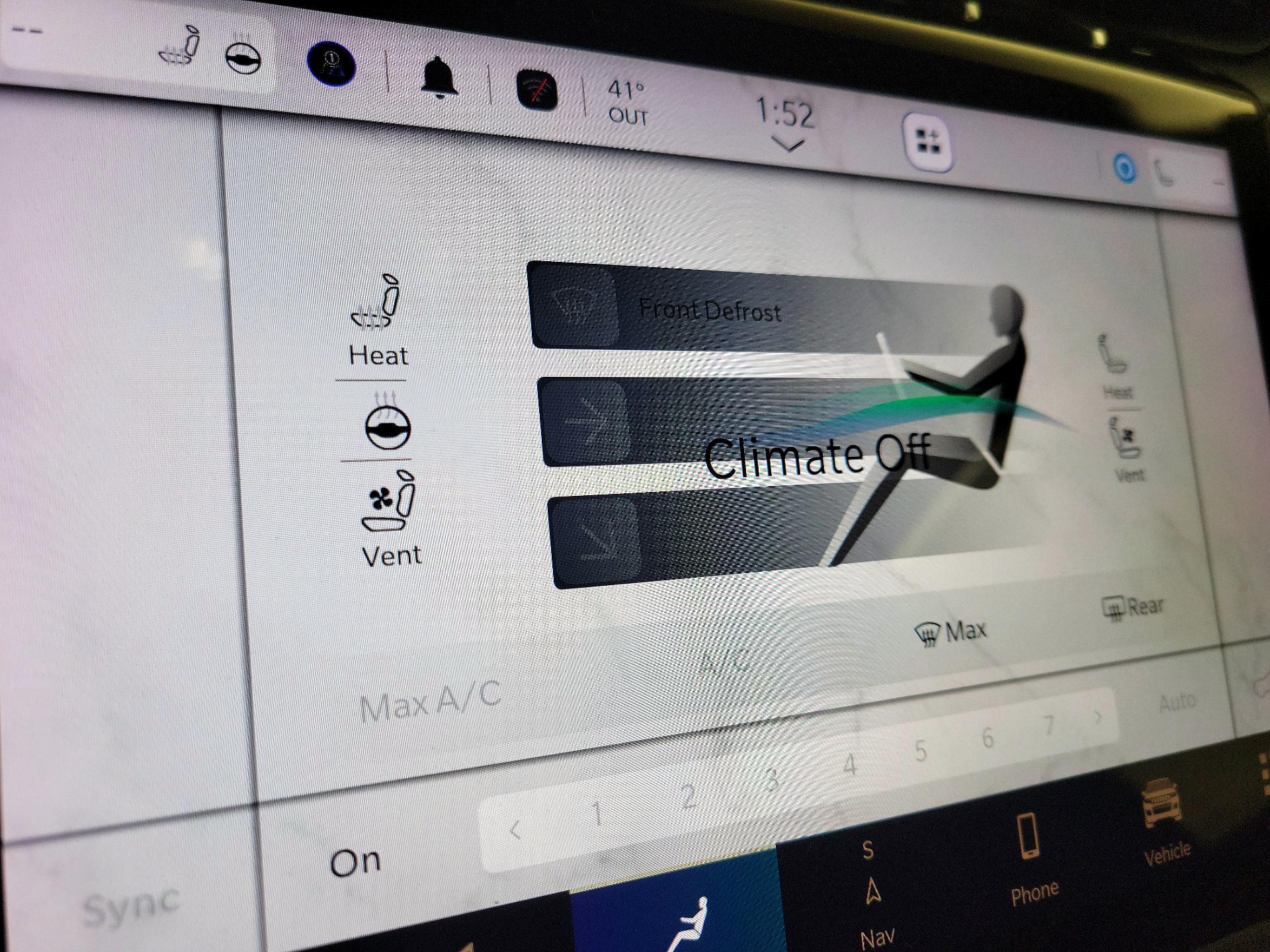 Thumbnail: 2023 Jeep Grand Cherokee - 17