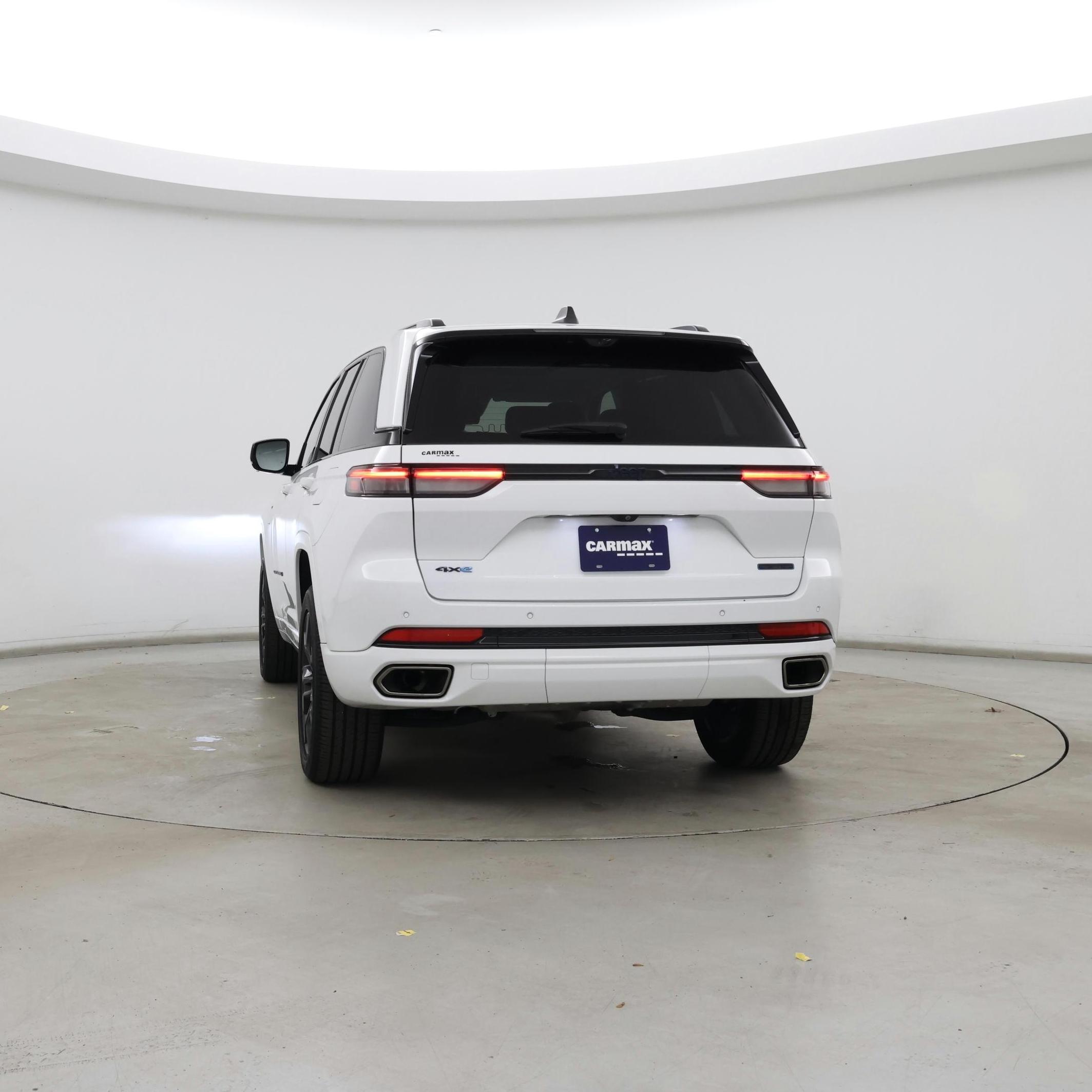 Thumbnail: 2023 Jeep Grand Cherokee - 6