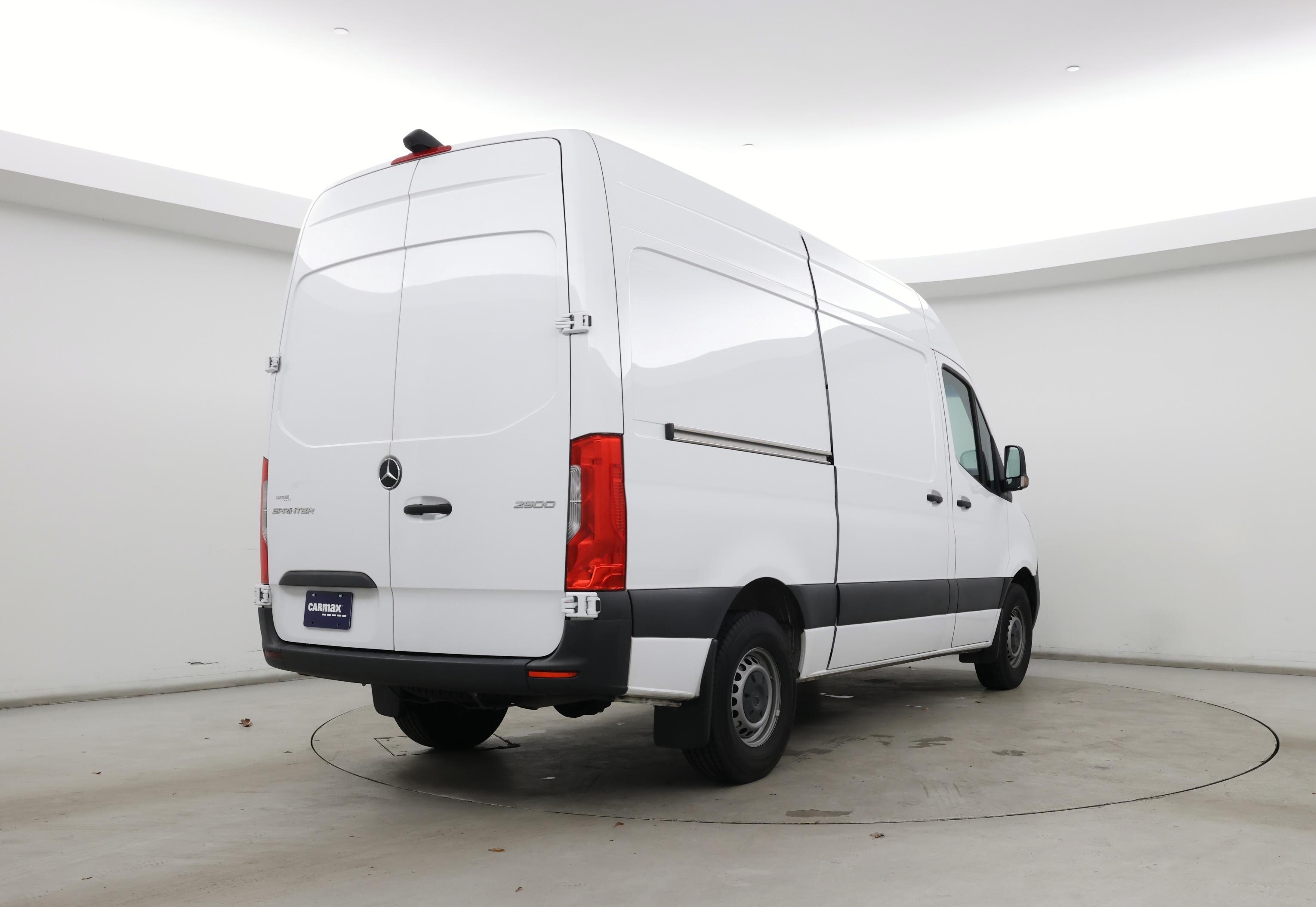 Thumbnail: 2023 Mercedes-Benz Sprinter - 8