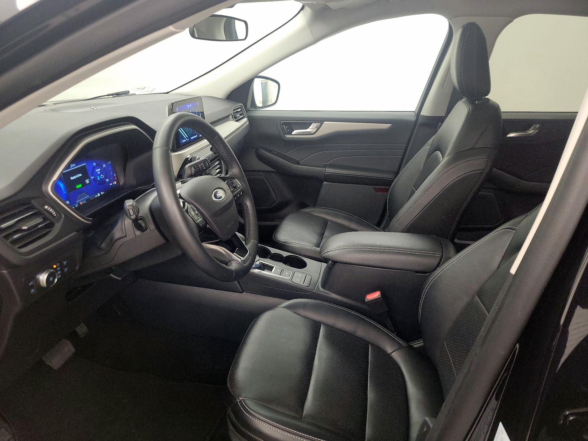 Thumbnail: 2022 Ford Escape - 11