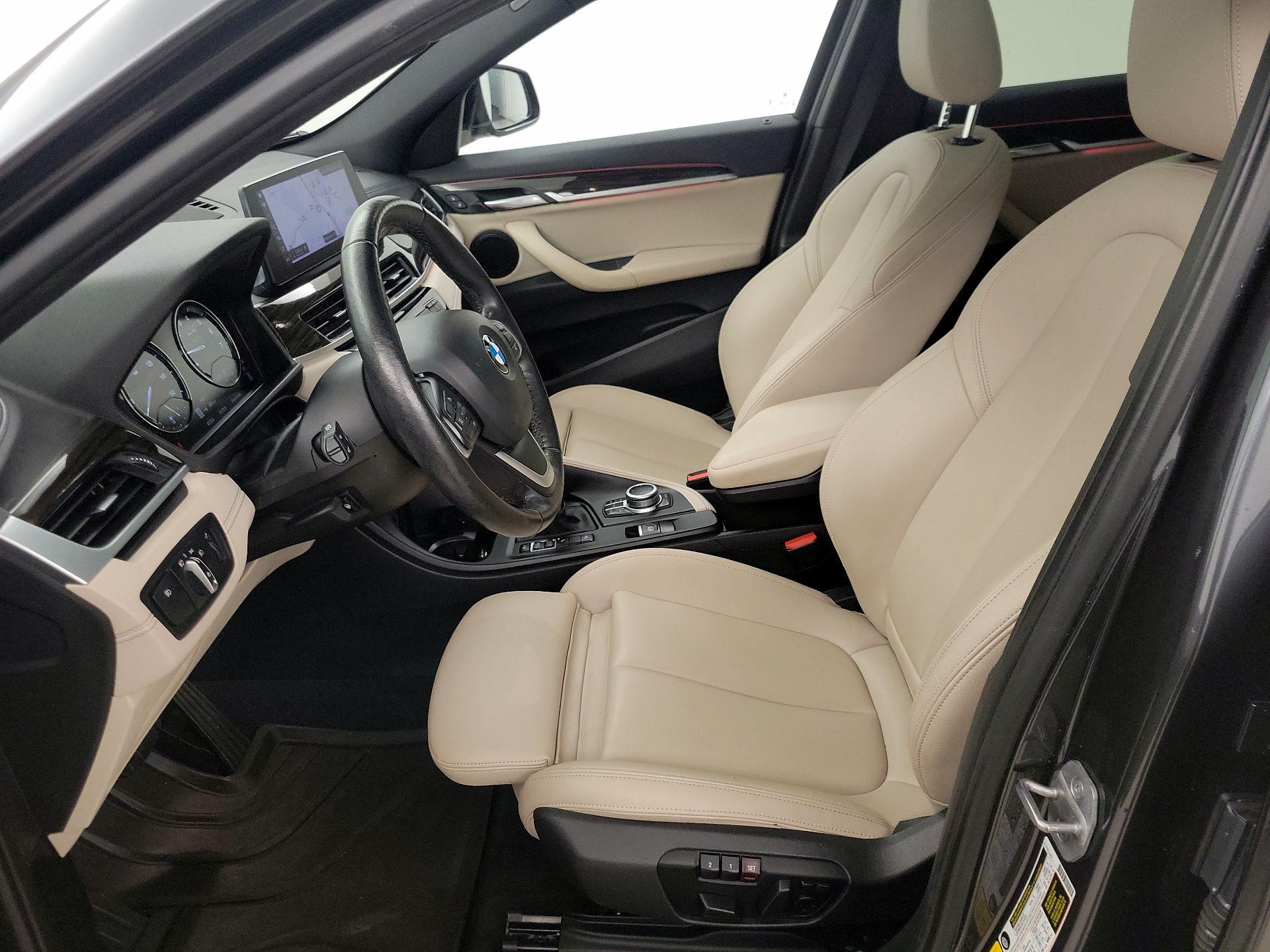 Thumbnail: 2022 BMW X2 - 11