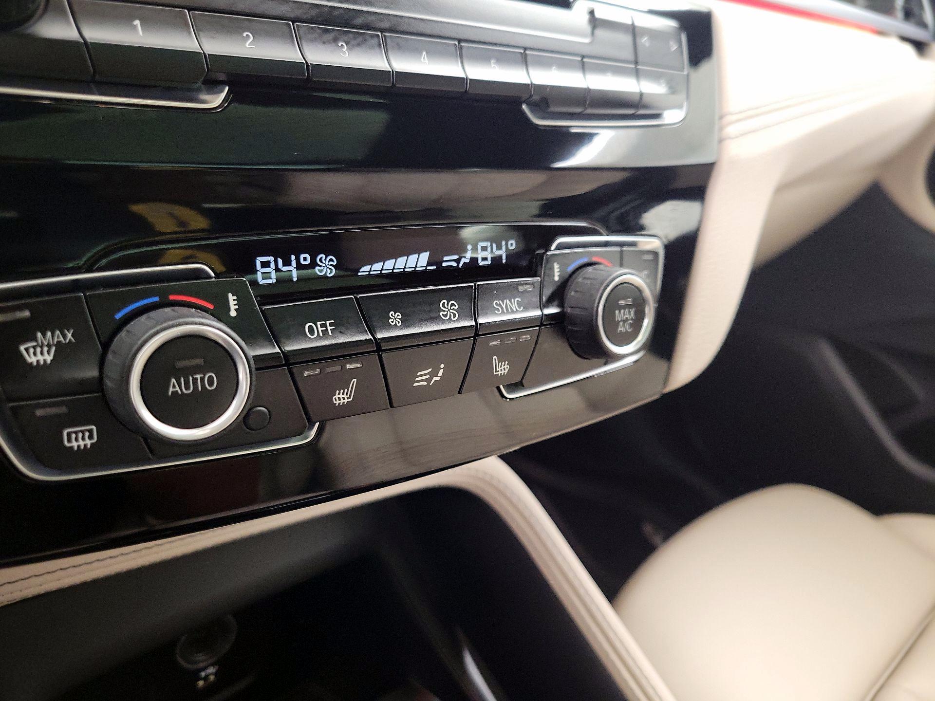 Thumbnail: 2022 BMW X2 - 17