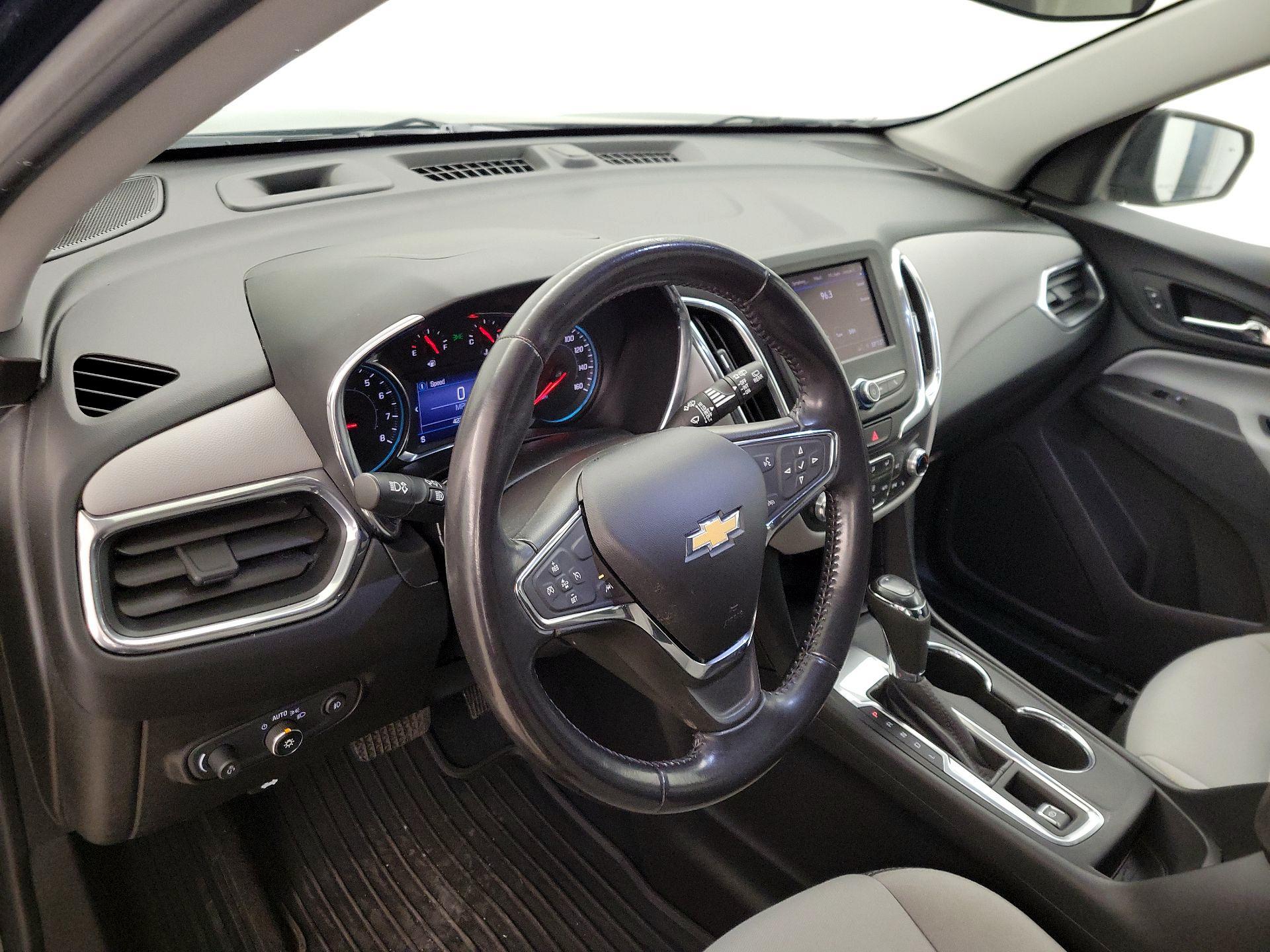 Thumbnail: 2020 Chevrolet Equinox - 9