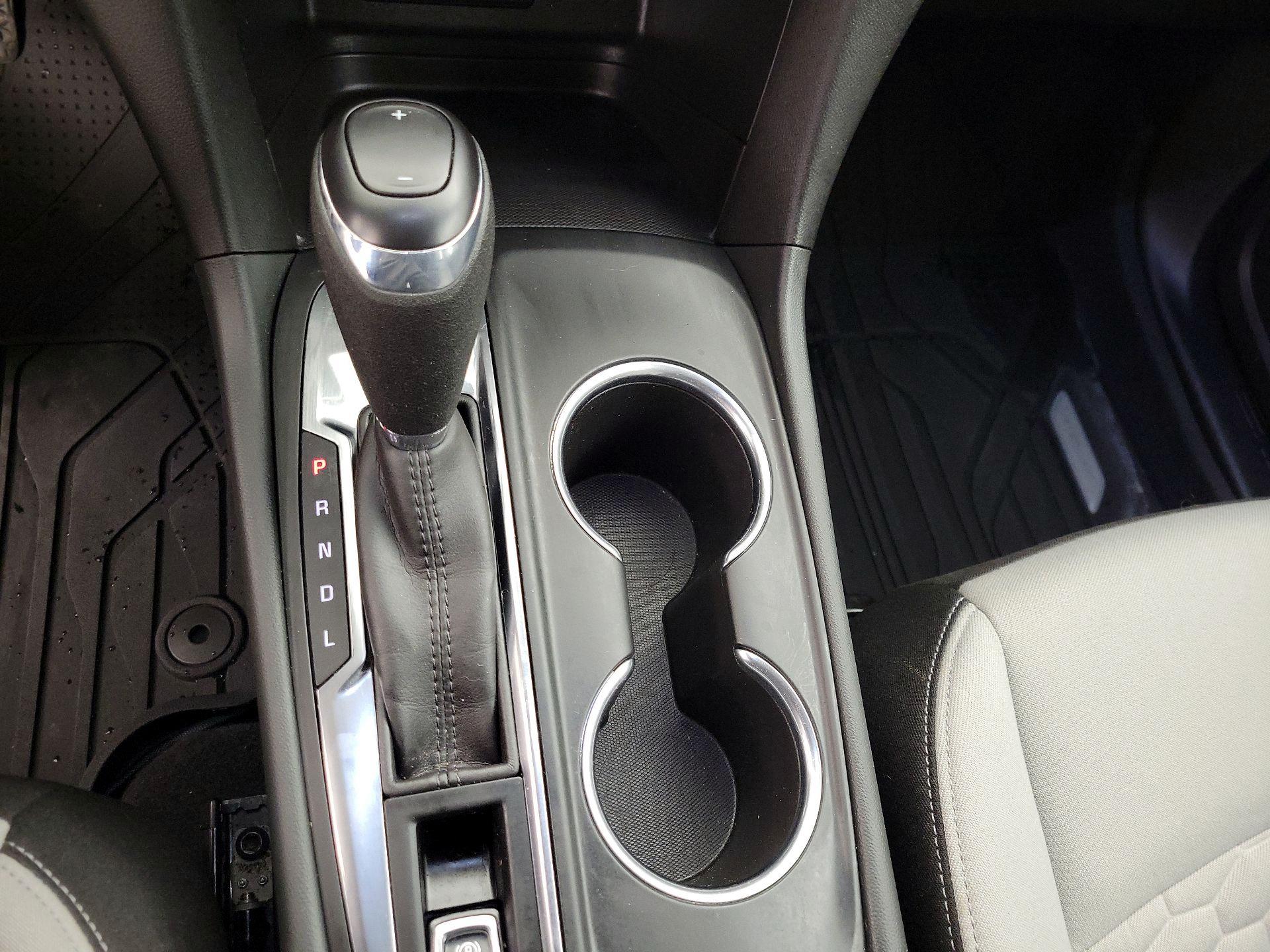 Thumbnail: 2021 Chevrolet Equinox - 17