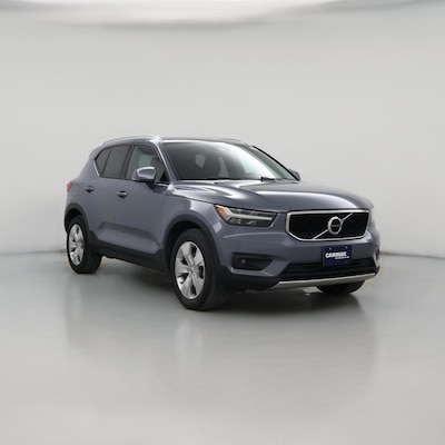 2022 Volvo XC40 T5 Momentum