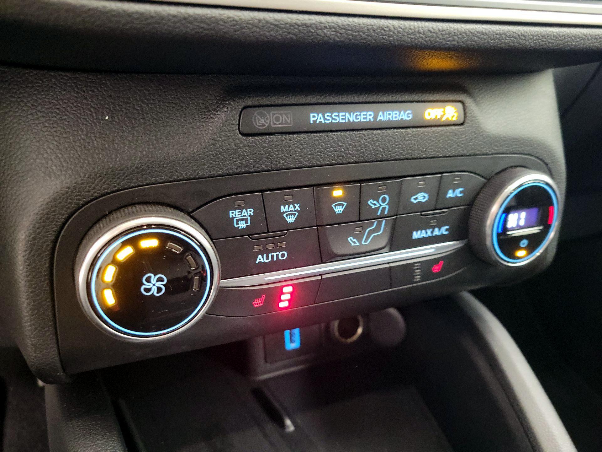 Thumbnail: 2020 Ford Escape - 17