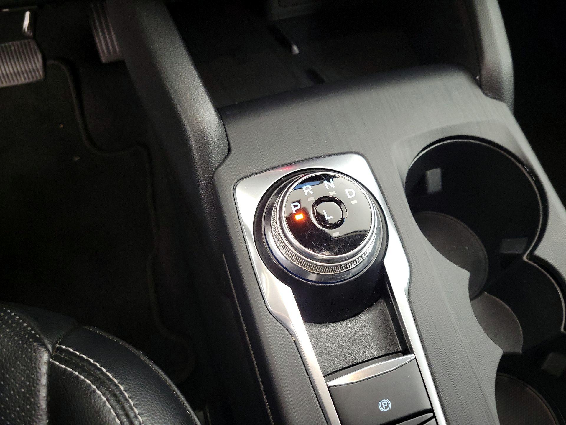 Thumbnail: 2020 Ford Escape - 18