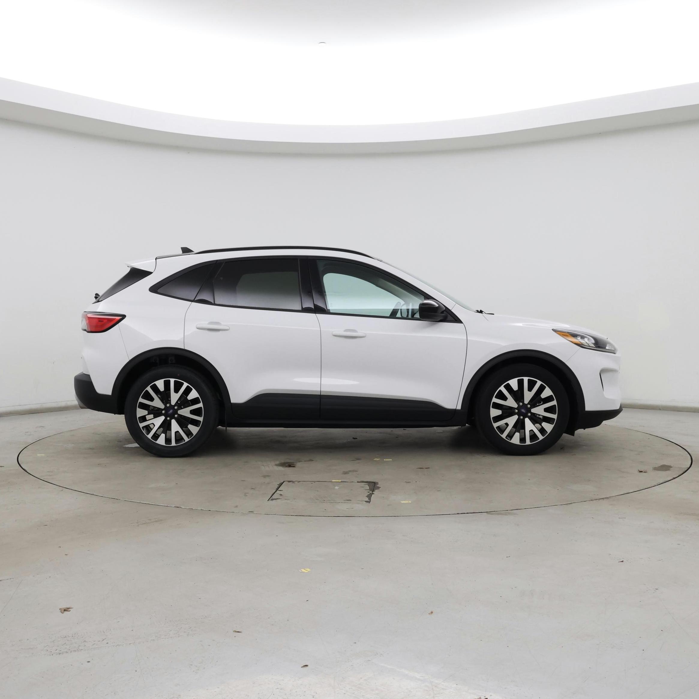 Thumbnail: 2020 Ford Escape - 7