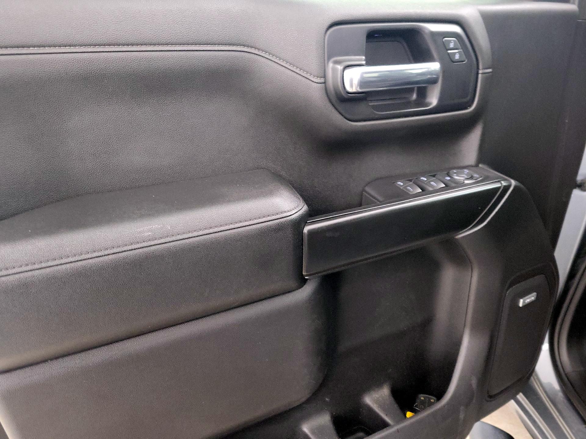 Thumbnail: 2020 Chevrolet Silverado 1500 - 12