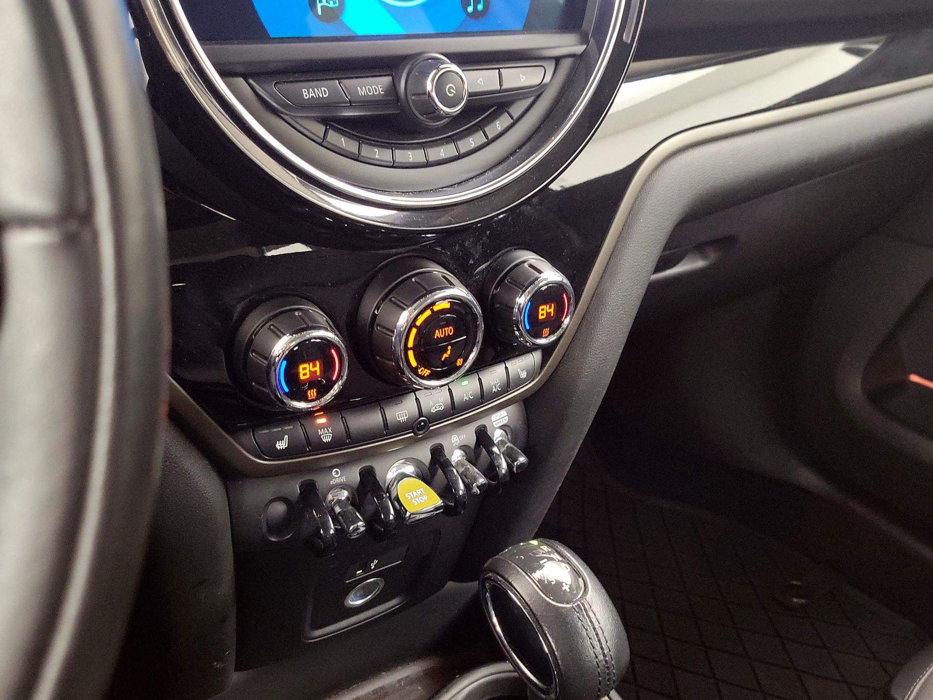 Thumbnail: 2019 MINI Cooper Countryman - 17