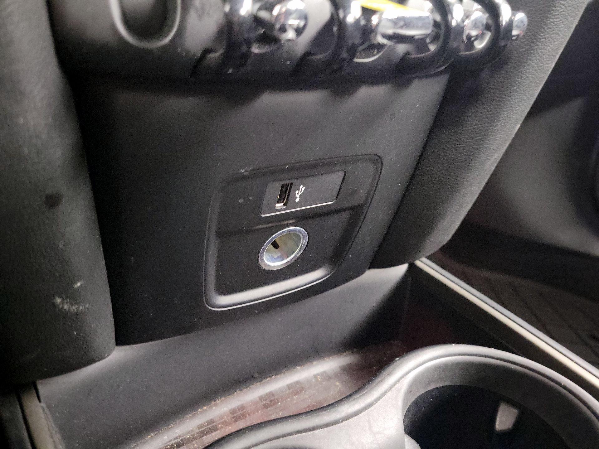 Thumbnail: 2019 MINI Cooper Countryman - 19