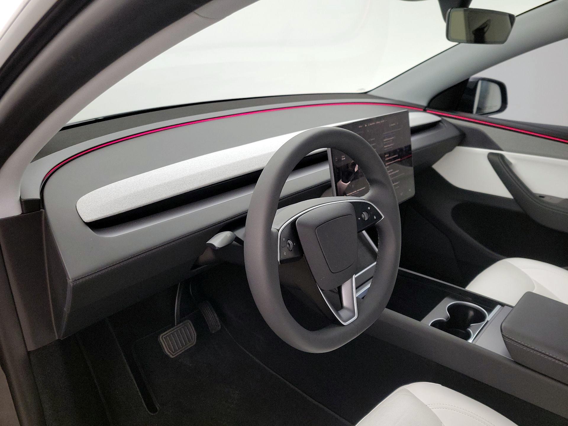 Thumbnail: 2026 Tesla Model Y - 9