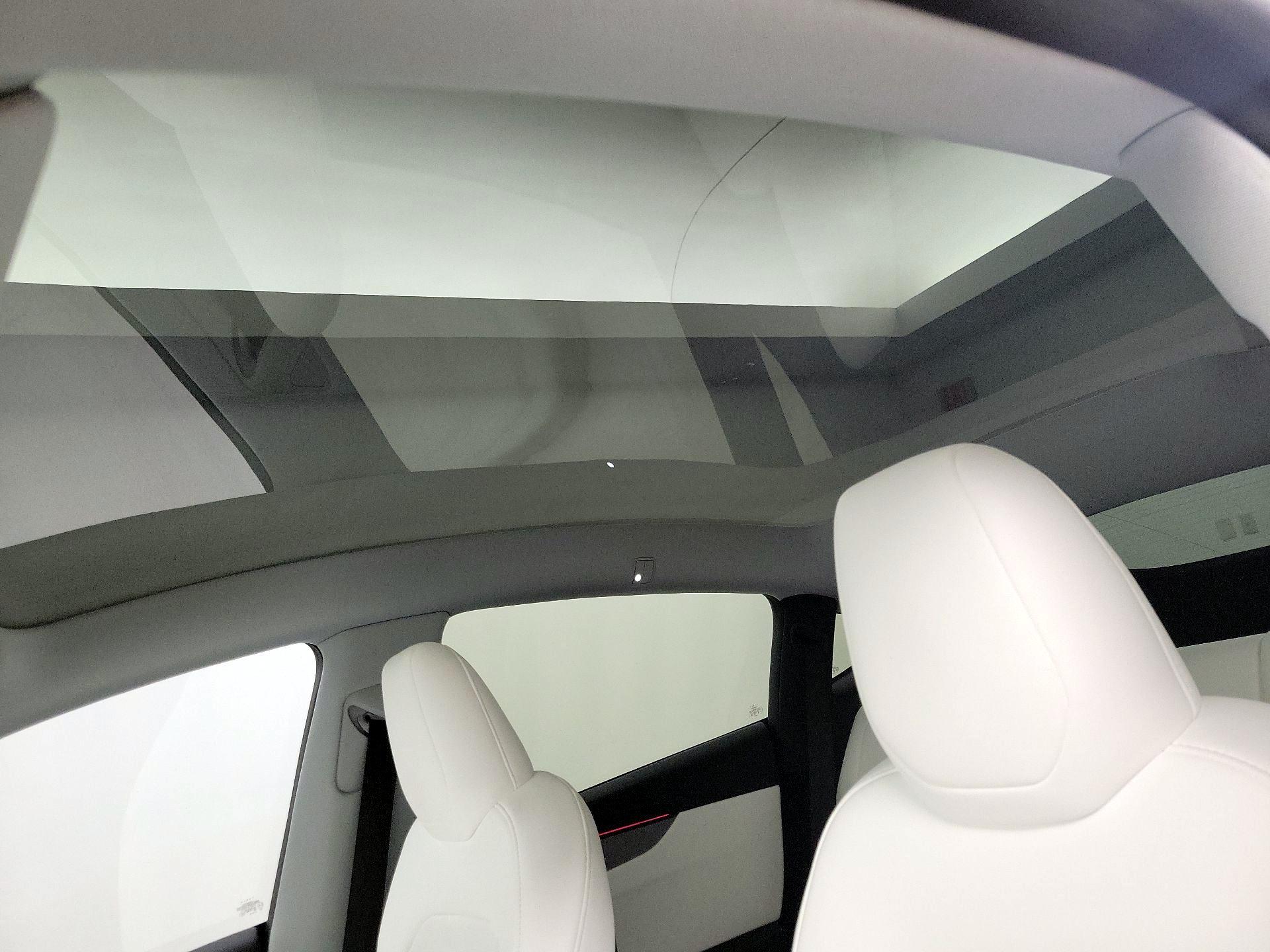 Thumbnail: 2026 Tesla Model Y - 19