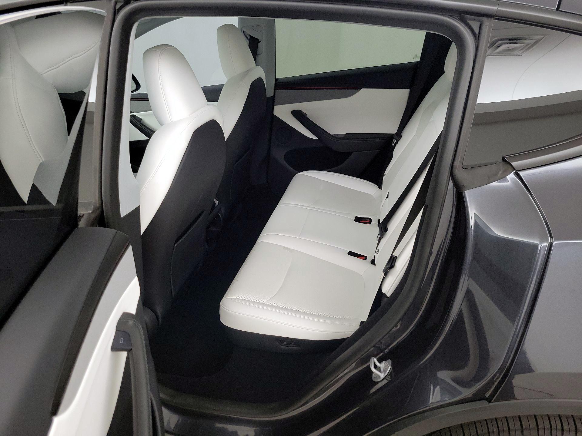 Thumbnail: 2026 Tesla Model Y - 20