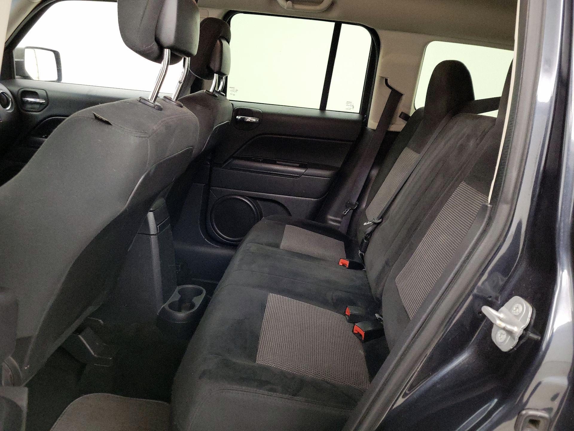 Thumbnail: 2014 Jeep Patriot - 17