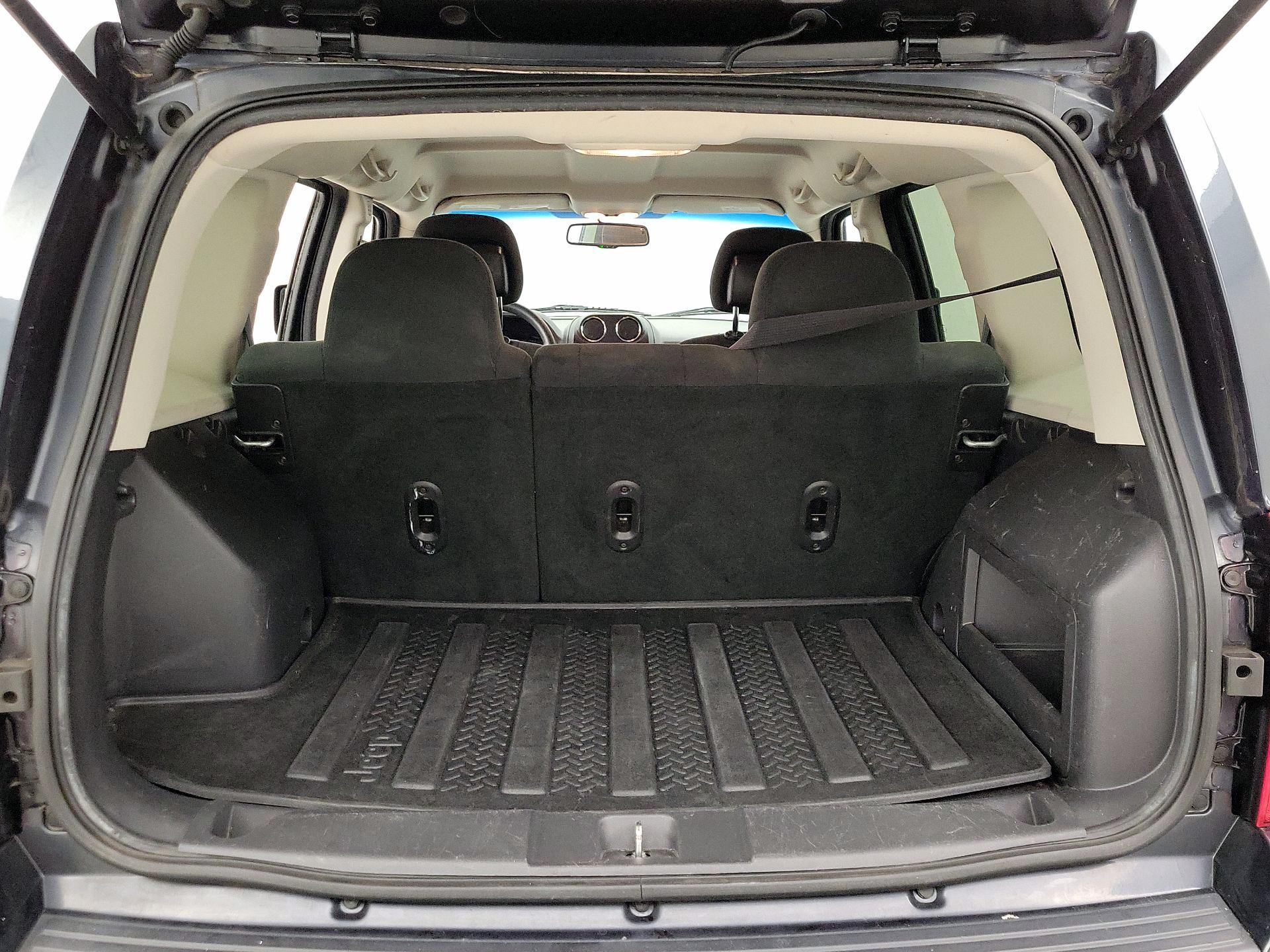 Thumbnail: 2014 Jeep Patriot - 18