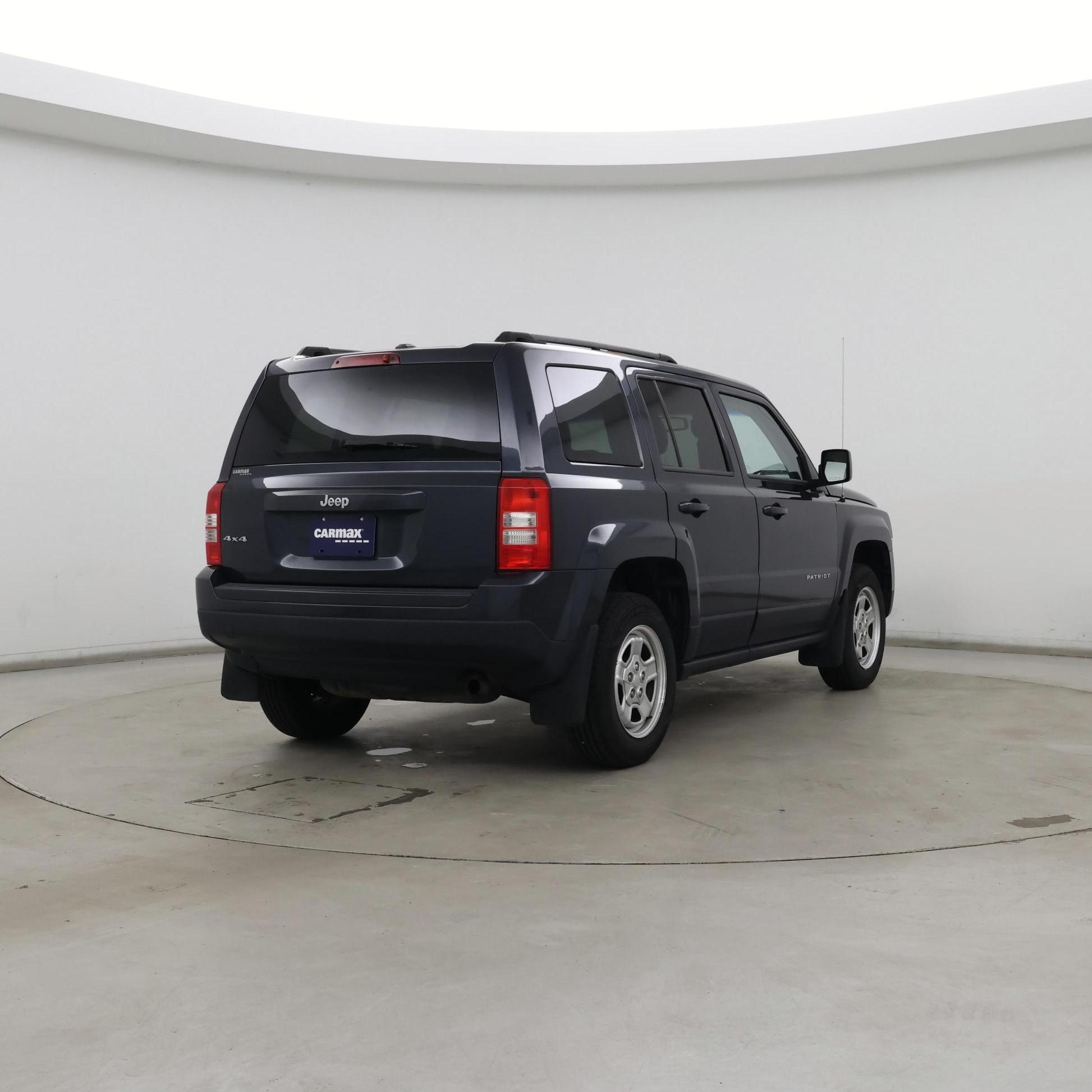 Thumbnail: 2014 Jeep Patriot - 8