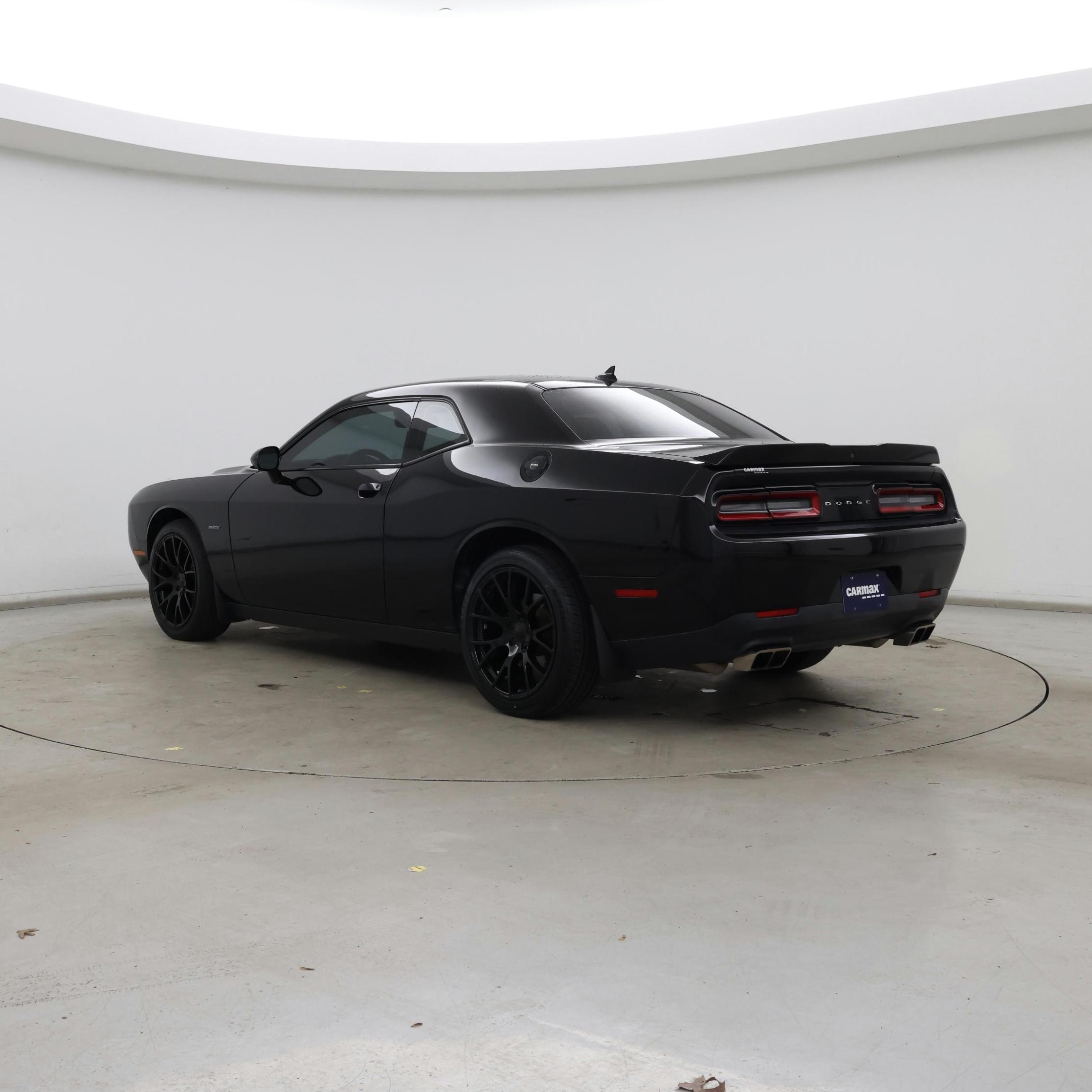 Thumbnail: 2016 Dodge Challenger - 2