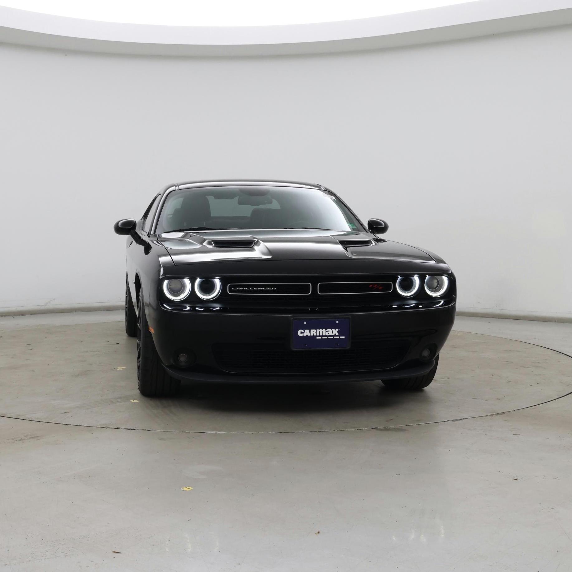 Thumbnail: 2016 Dodge Challenger - 5