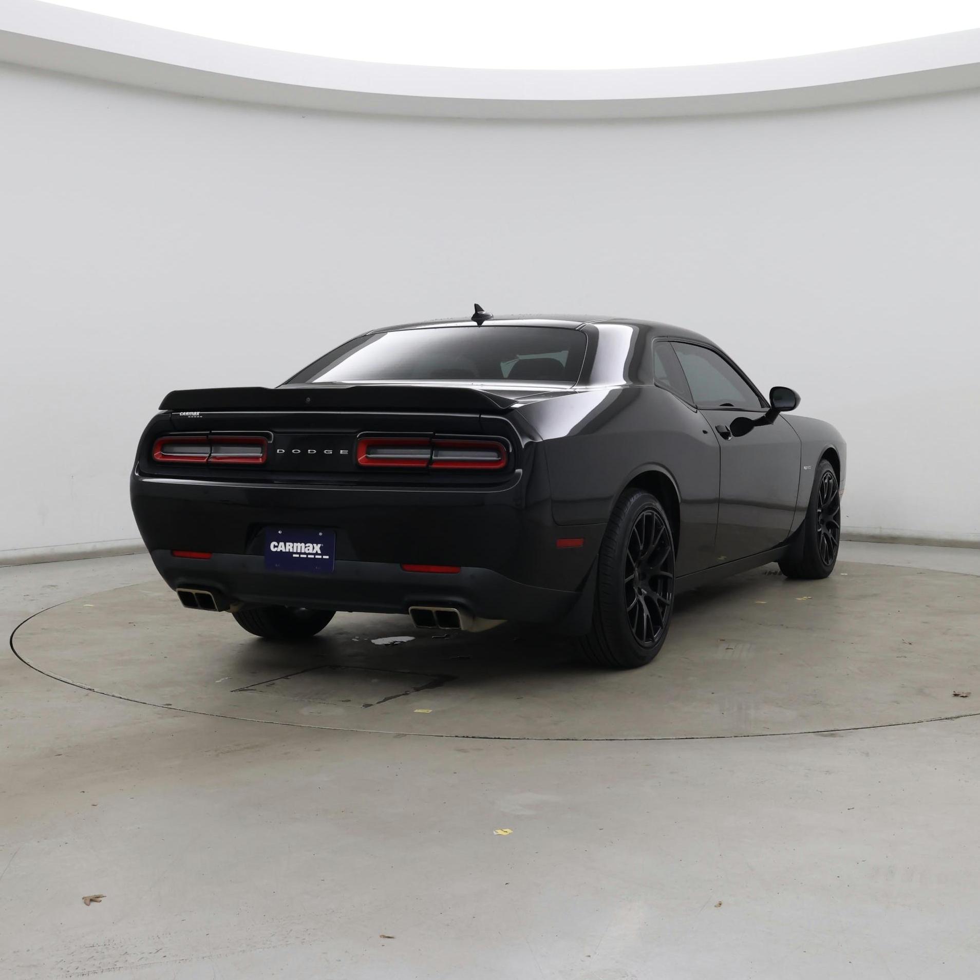 Thumbnail: 2016 Dodge Challenger - 8
