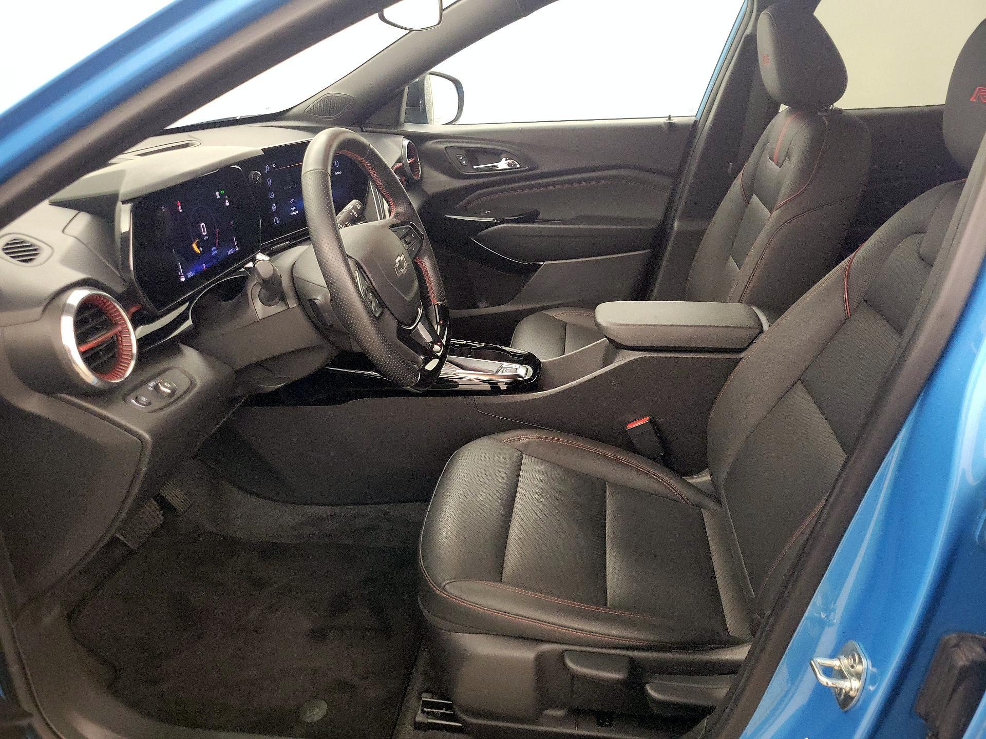 Thumbnail: 2025 Chevrolet Trax - 11