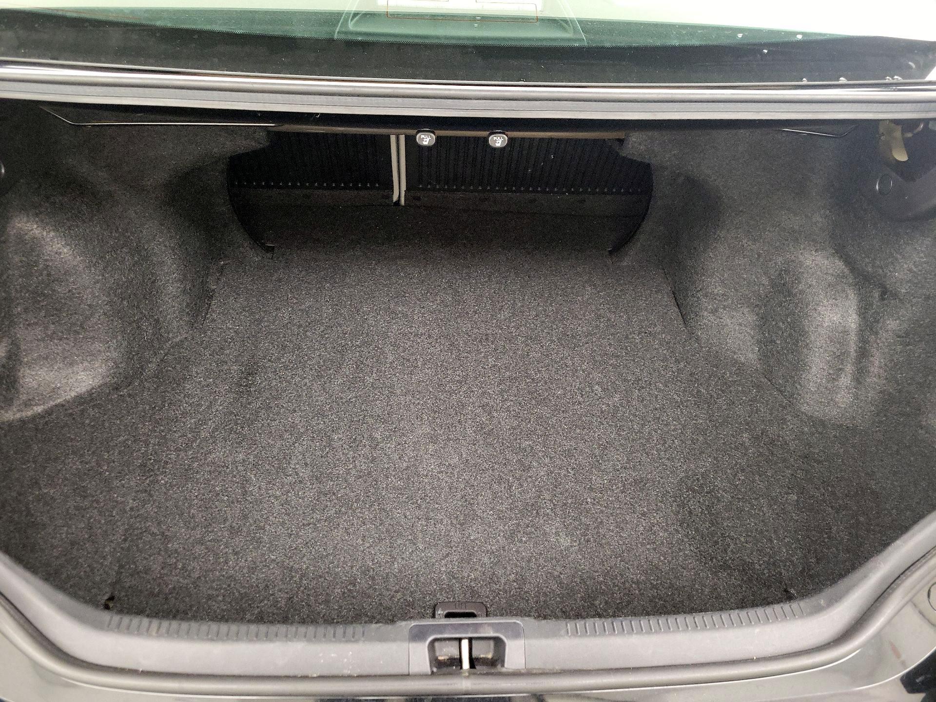 Thumbnail: 2017 Toyota Camry - 20