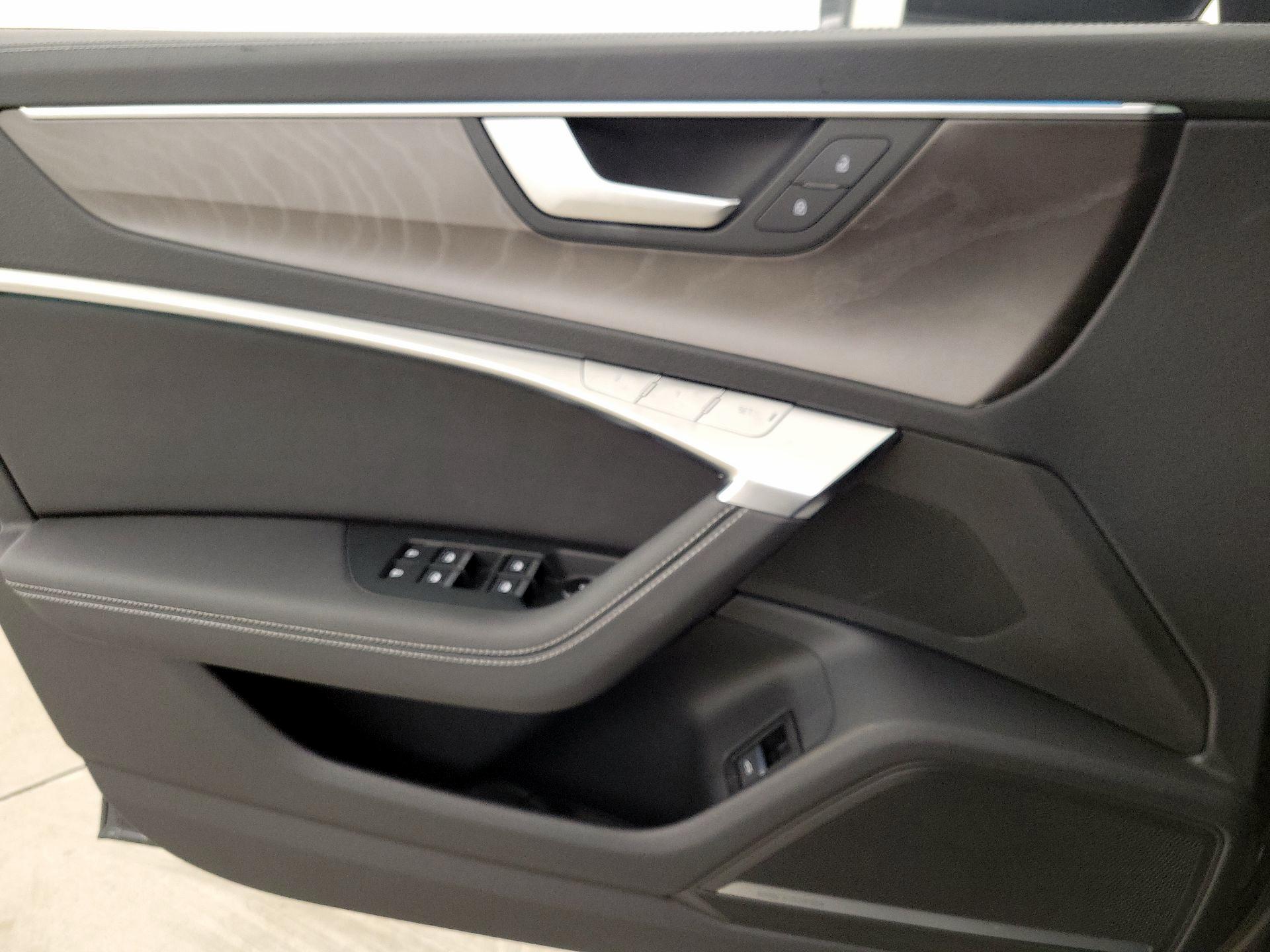 Thumbnail: 2024 Audi A6 - 12