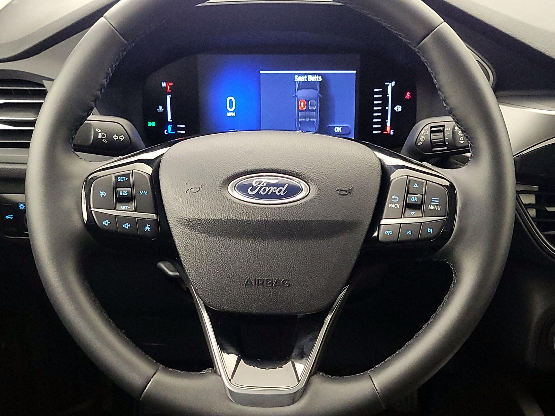 Thumbnail: 2023 Ford Escape - 10