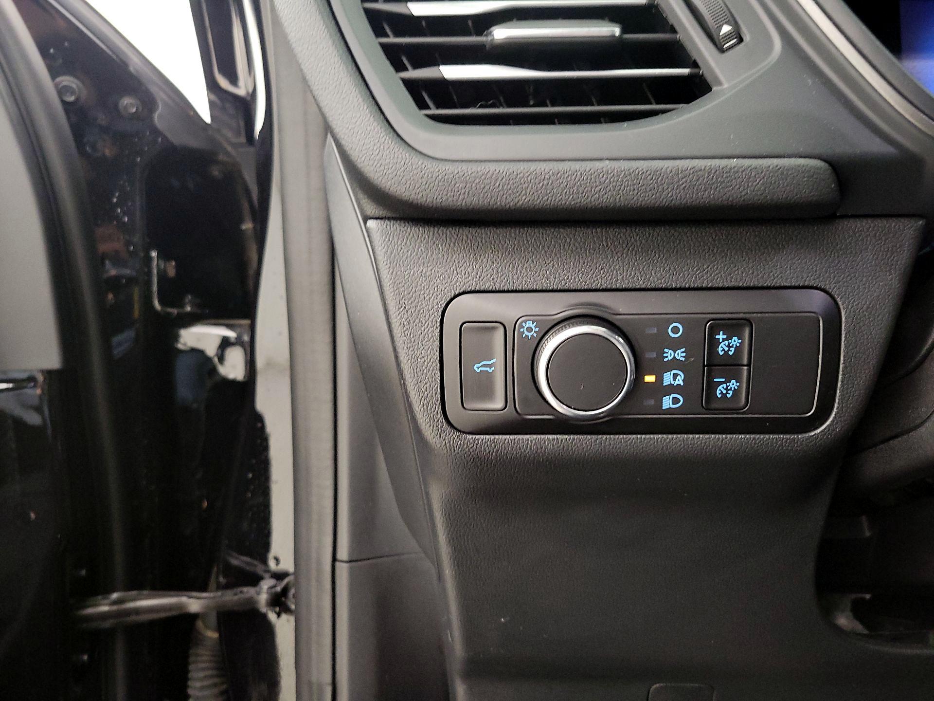 Thumbnail: 2023 Ford Escape - 13