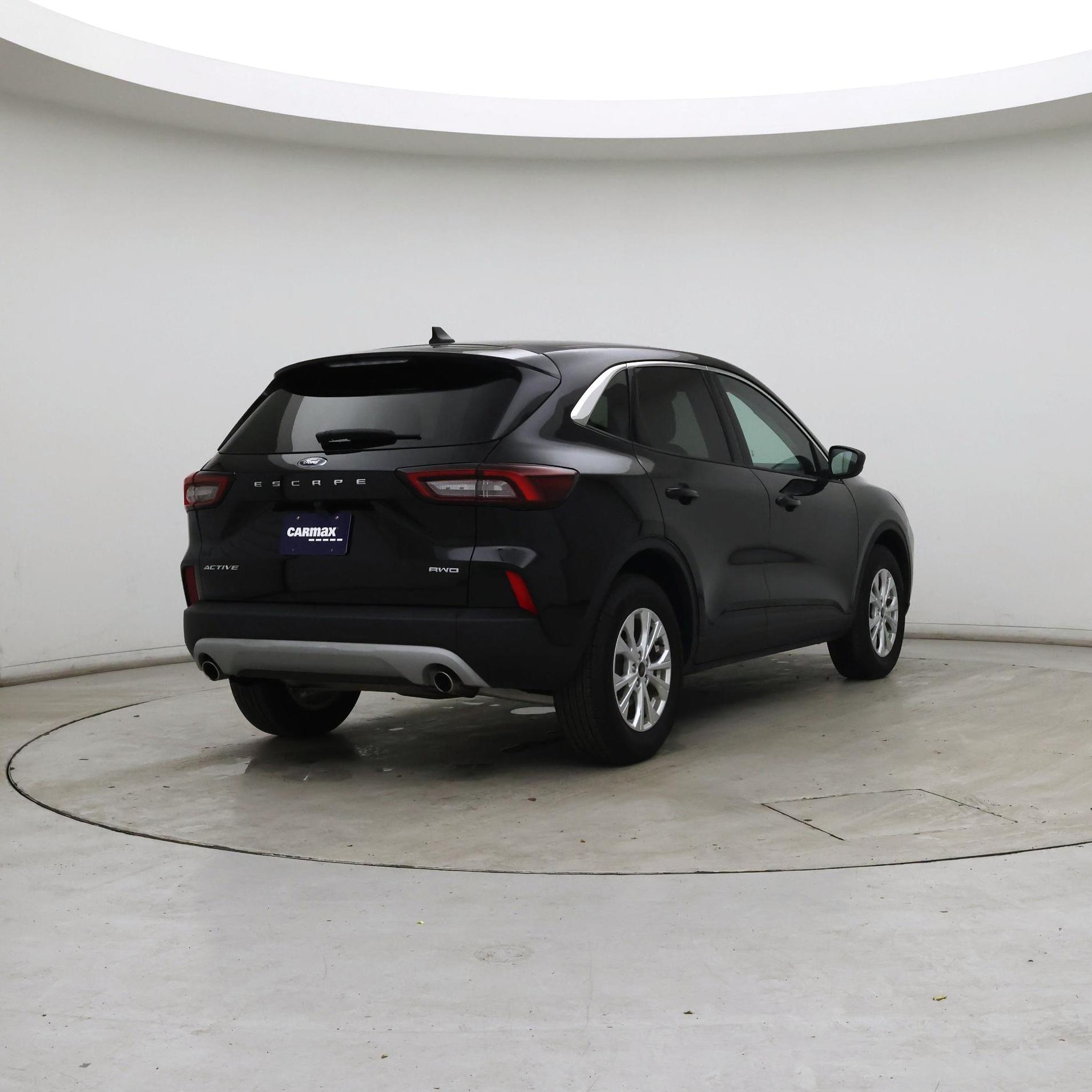 Thumbnail: 2023 Ford Escape - 8