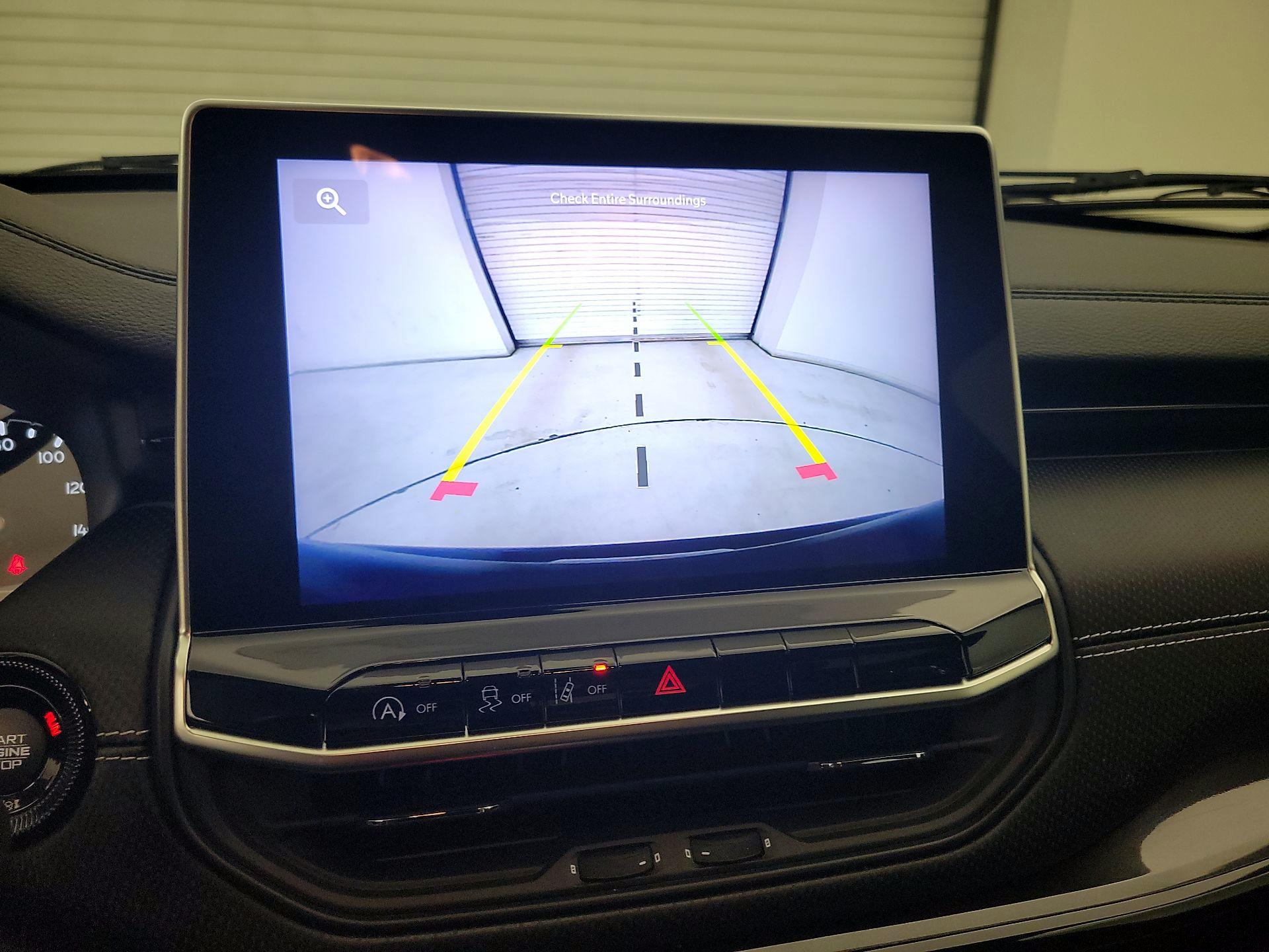 Thumbnail: 2022 Jeep Compass - 14