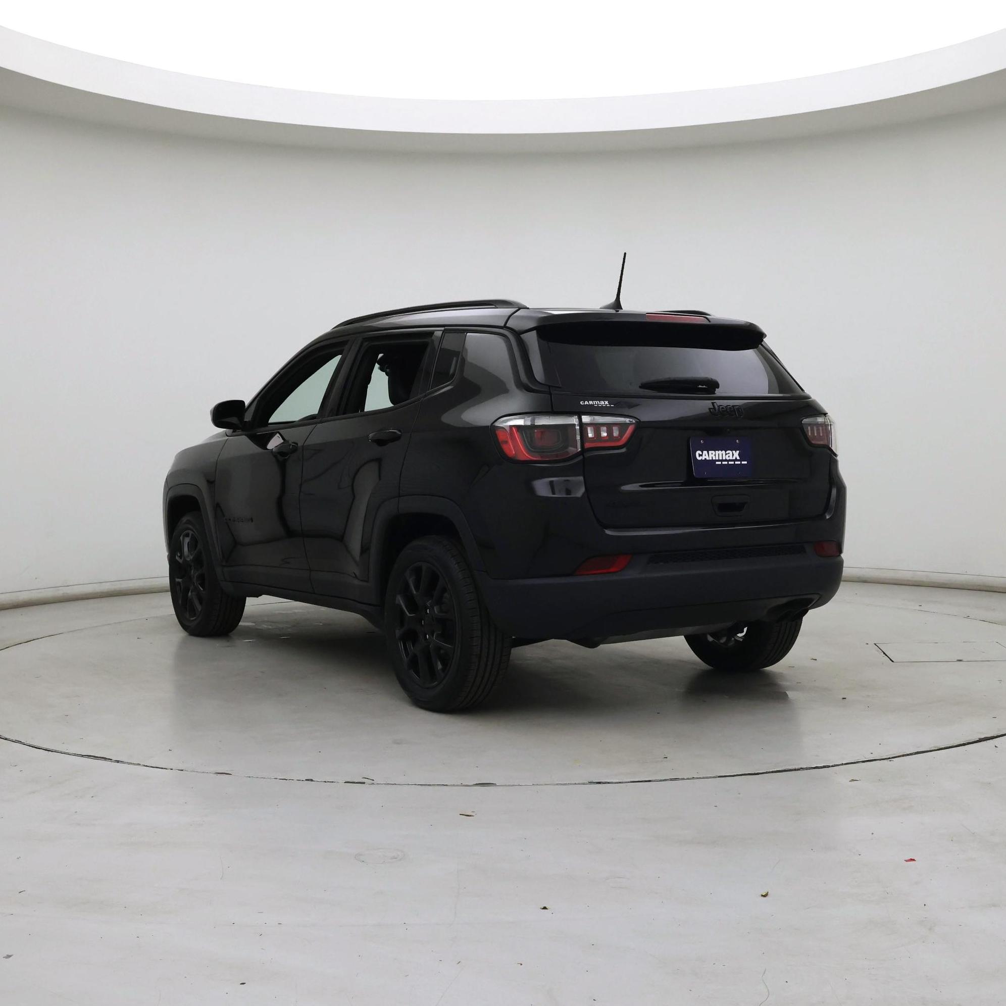 Thumbnail: 2022 Jeep Compass - 2