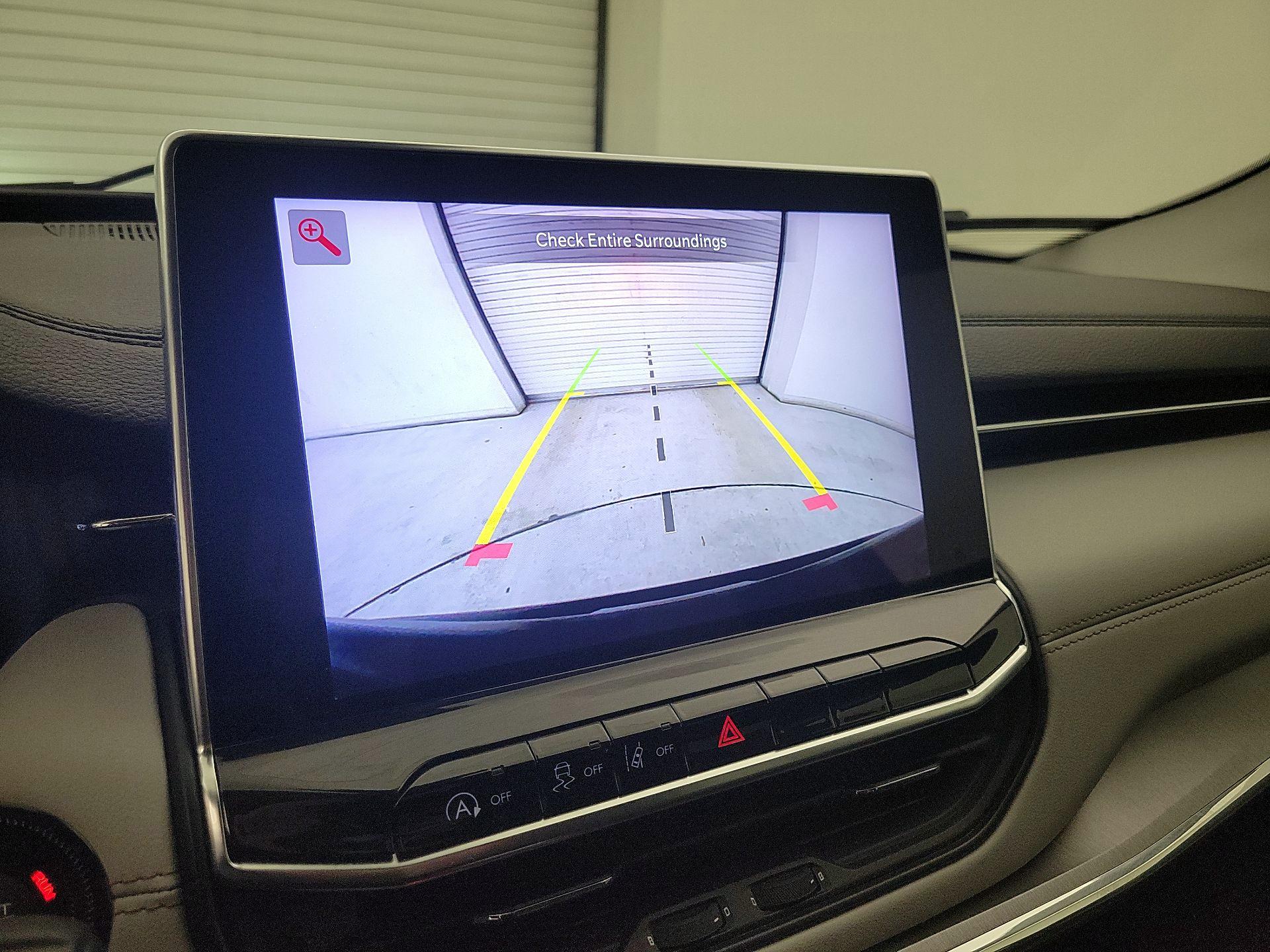 Thumbnail: 2022 Jeep Compass - 14