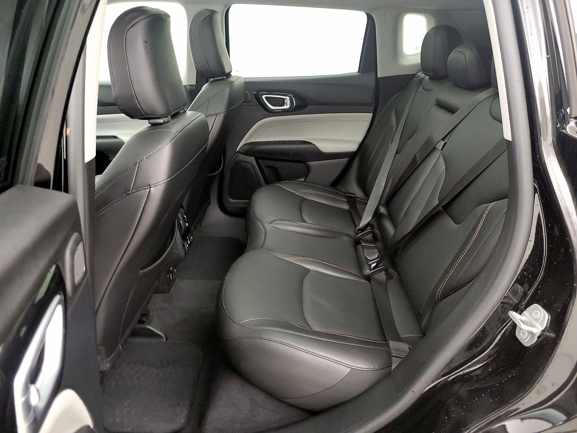 Thumbnail: 2022 Jeep Compass - 20