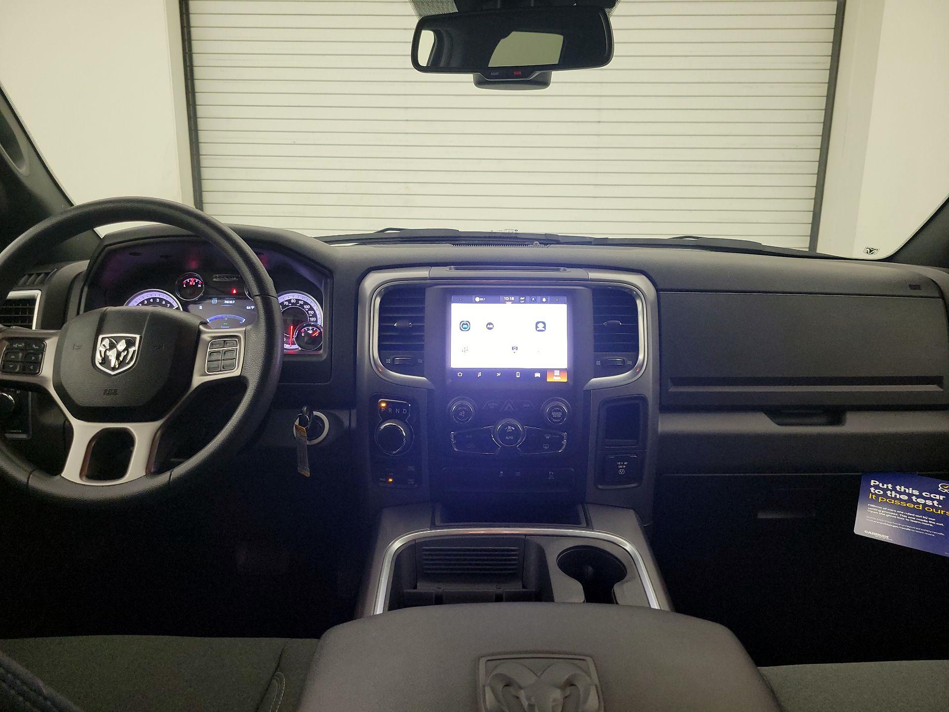 Thumbnail: 2022 RAM 1500 Classic - 9