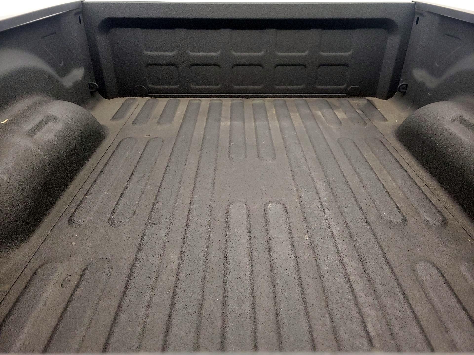 Thumbnail: 2022 RAM 1500 Classic - 20