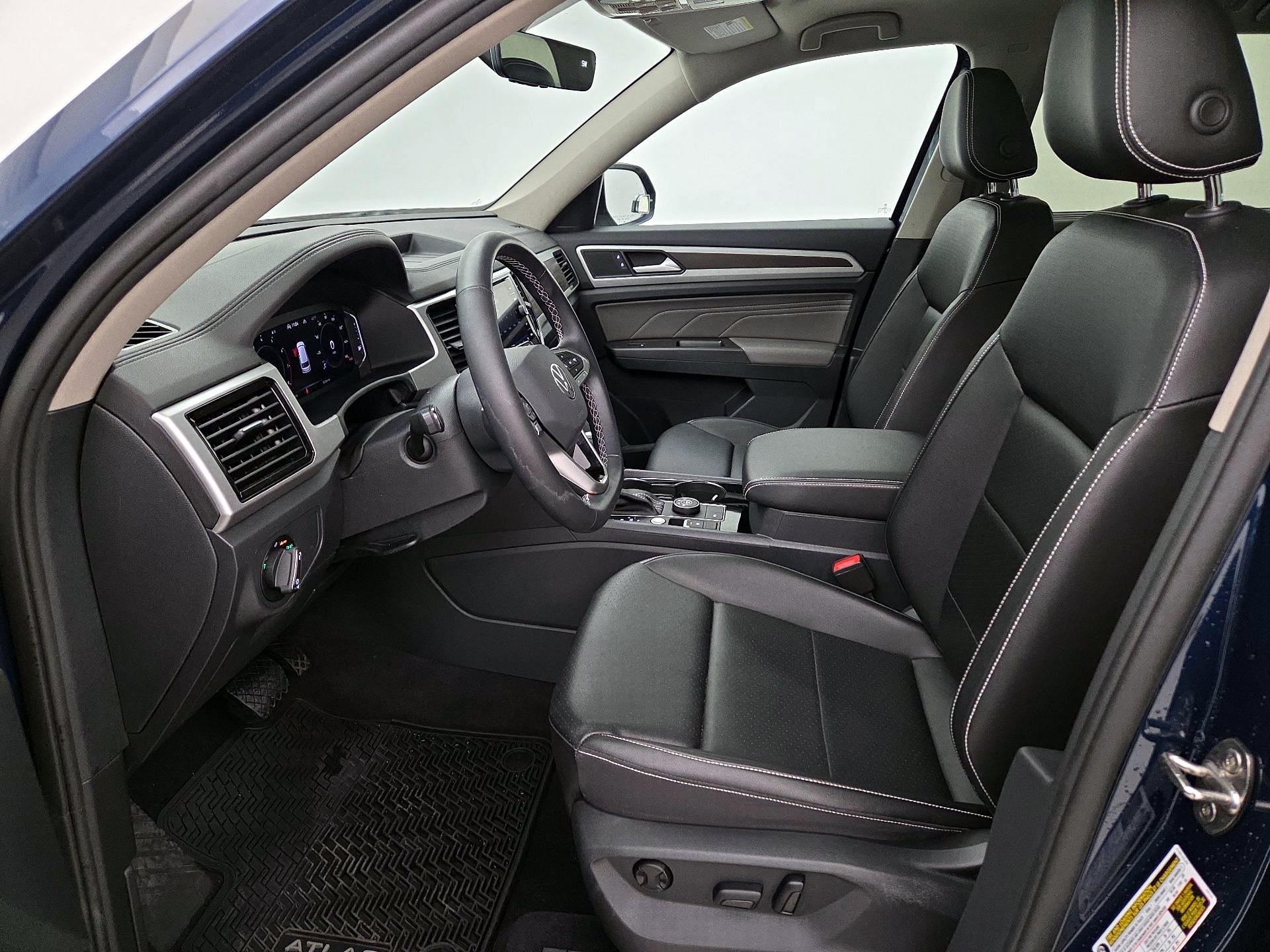 Thumbnail: 2022 Volkswagen Atlas - 11