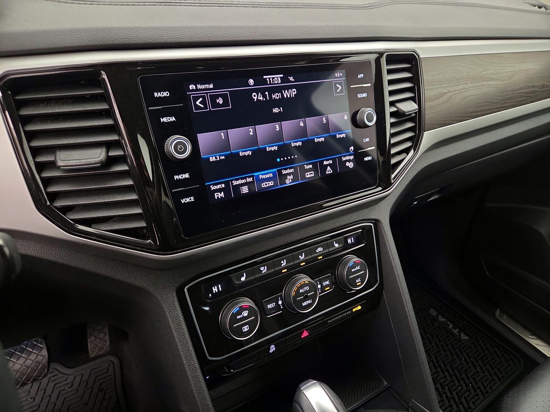 Thumbnail: 2022 Volkswagen Atlas - 15