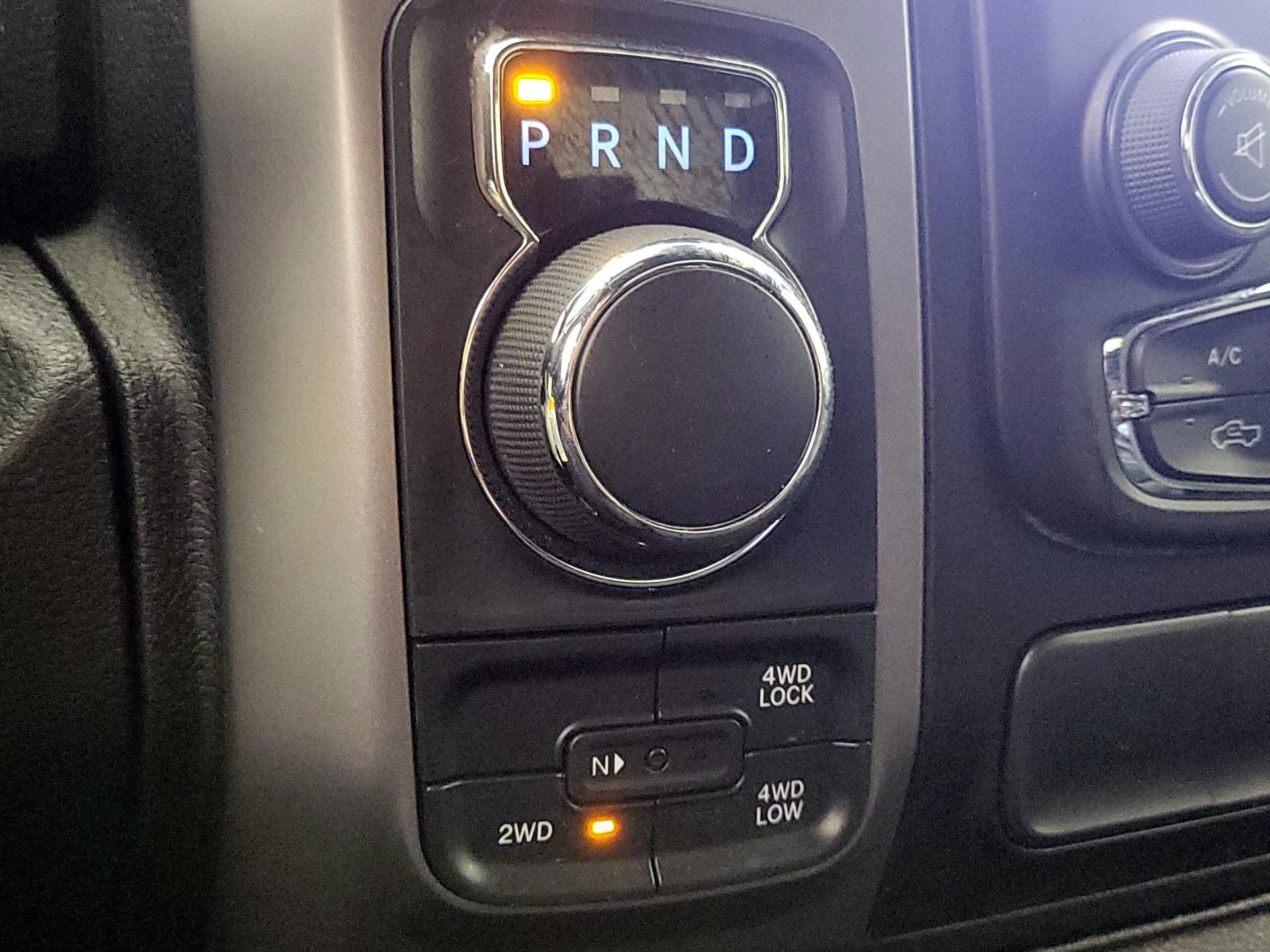 Thumbnail: 2022 RAM 1500 Classic - 17