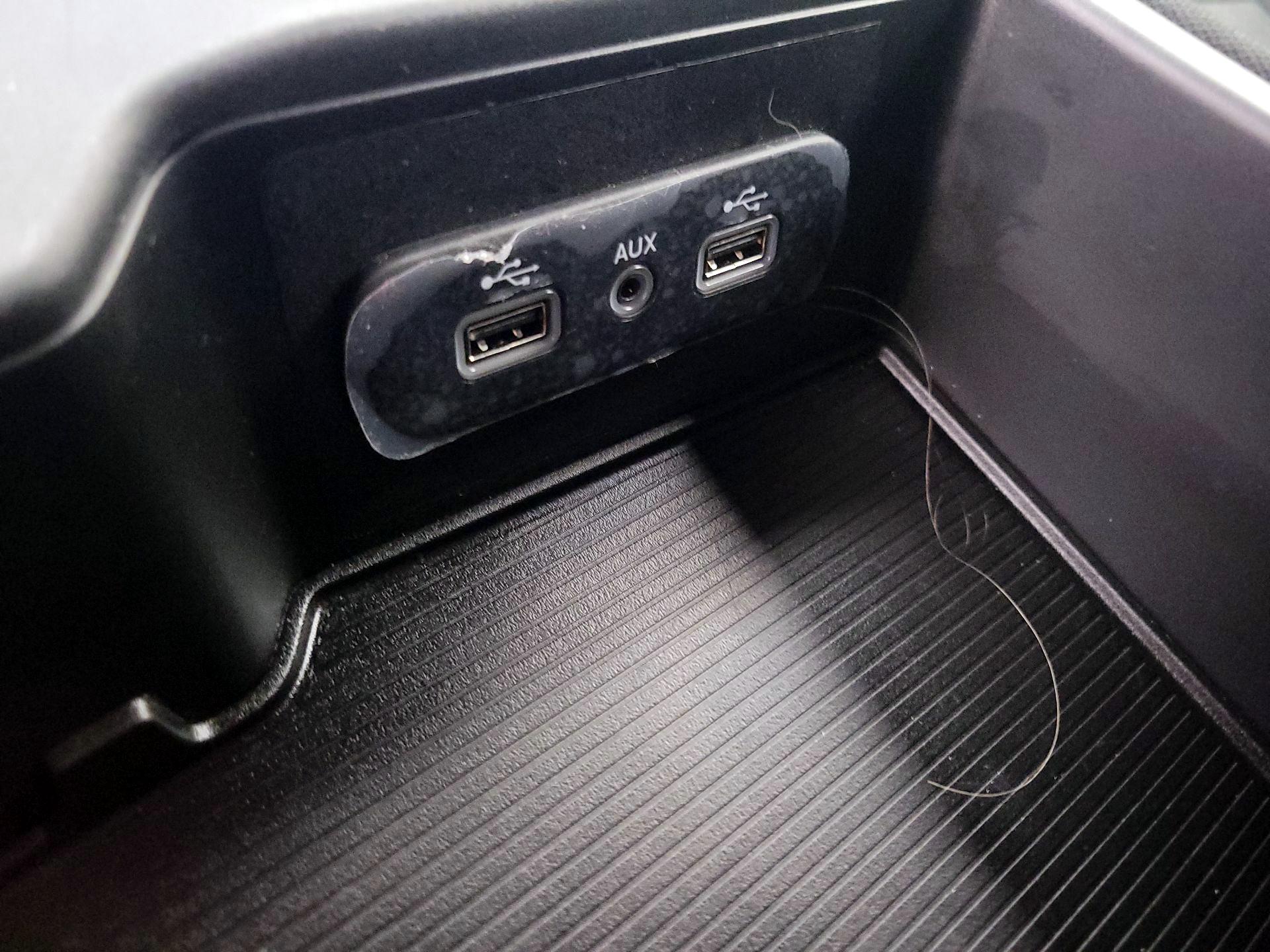 Thumbnail: 2022 RAM 1500 Classic - 18