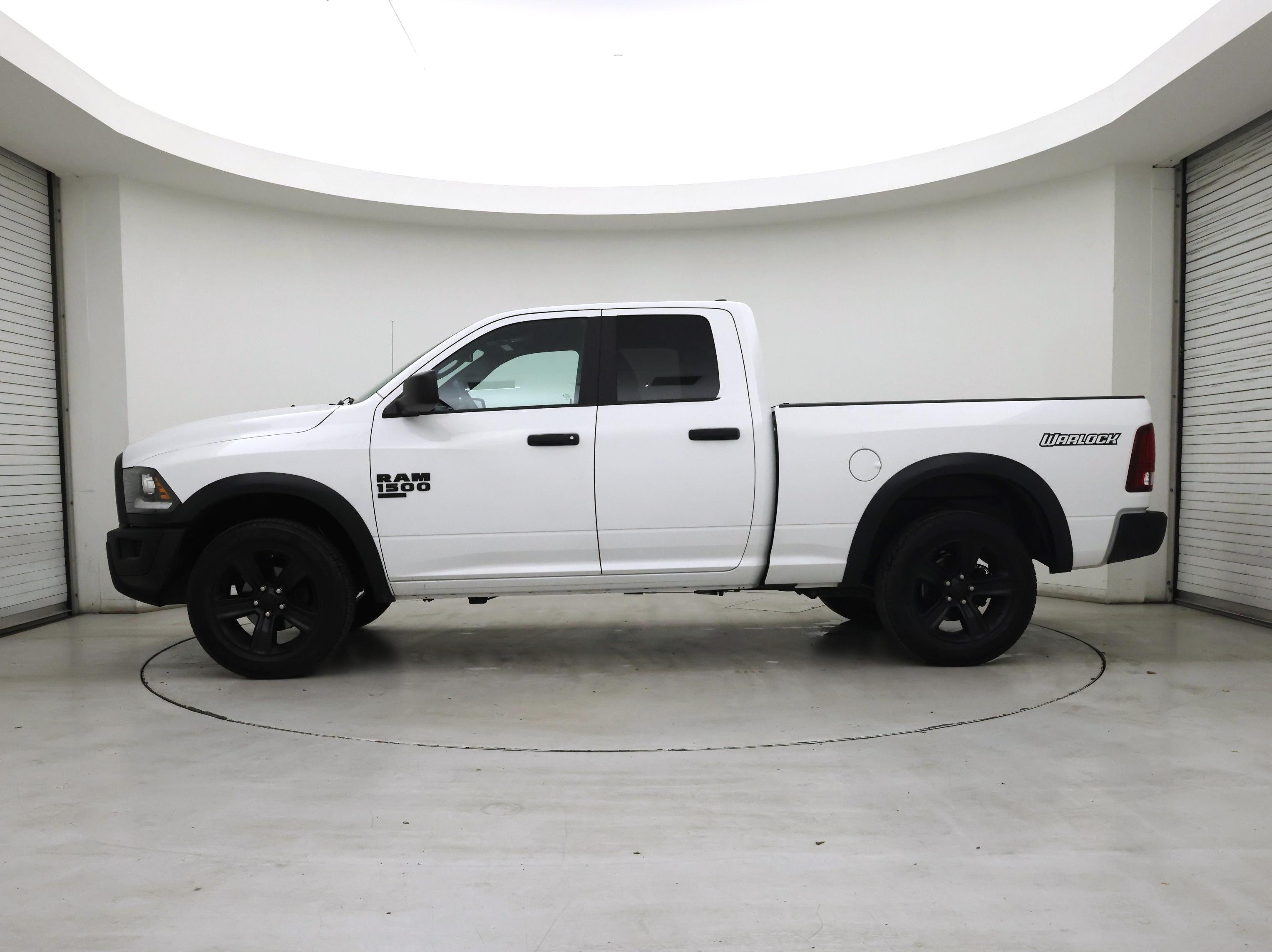 Thumbnail: 2022 RAM 1500 Classic - 3