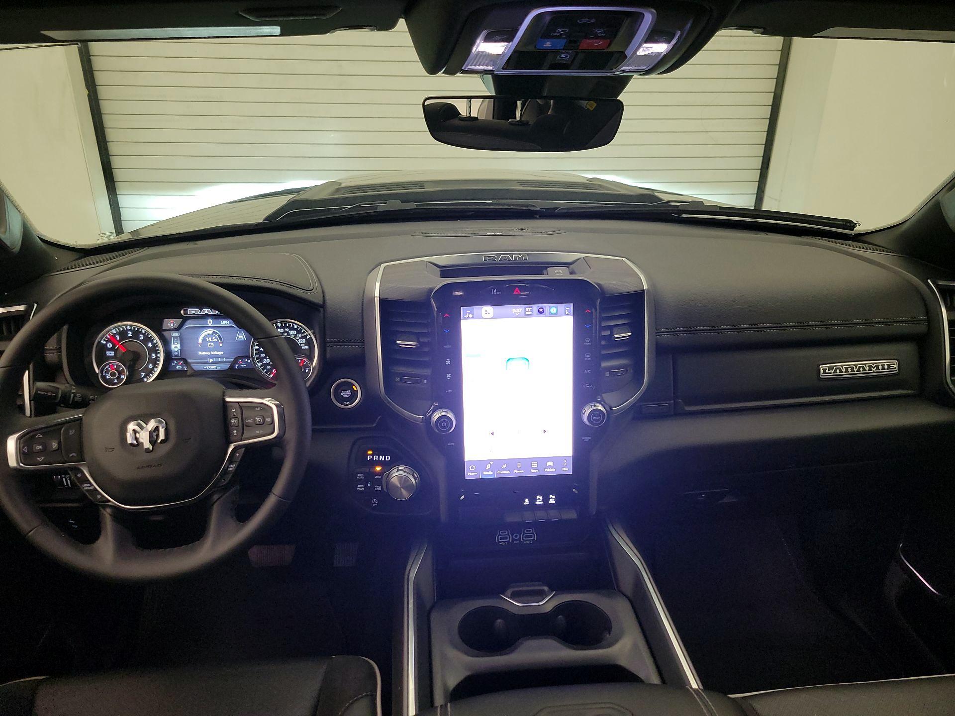 Thumbnail: 2025 RAM 1500 - 9