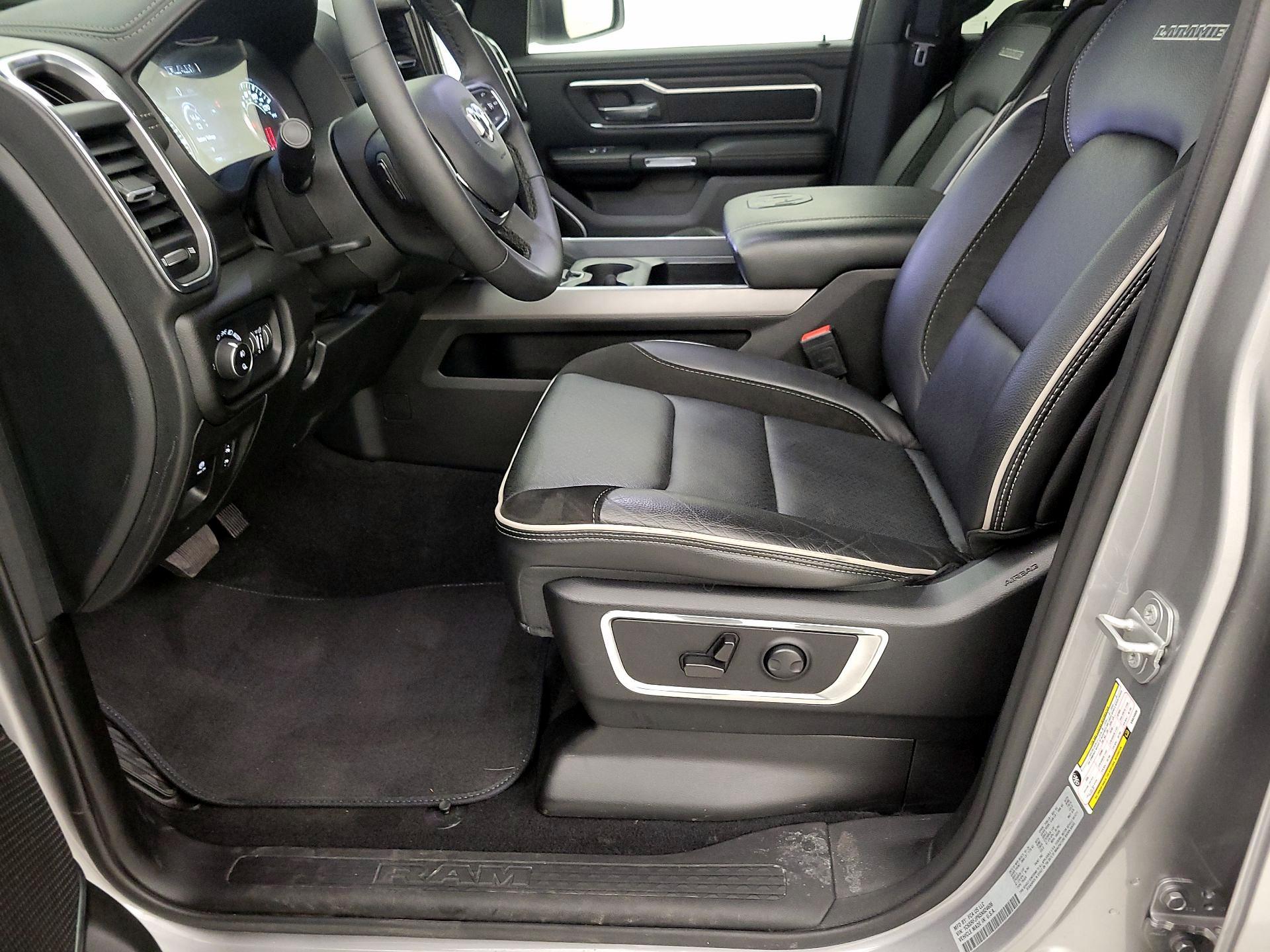 Thumbnail: 2025 RAM 1500 - 11