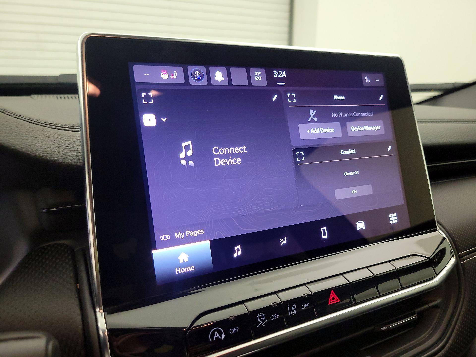 Thumbnail: 2022 Jeep Compass - 15