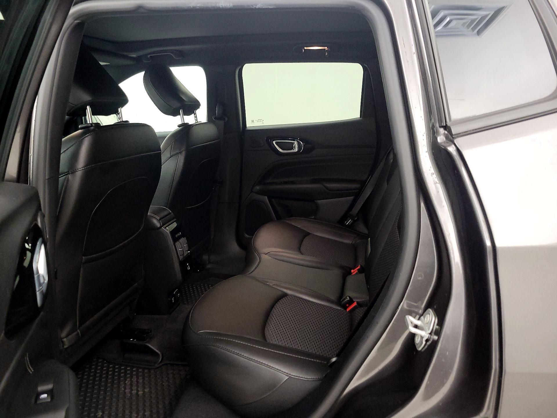 Thumbnail: 2022 Jeep Compass - 19